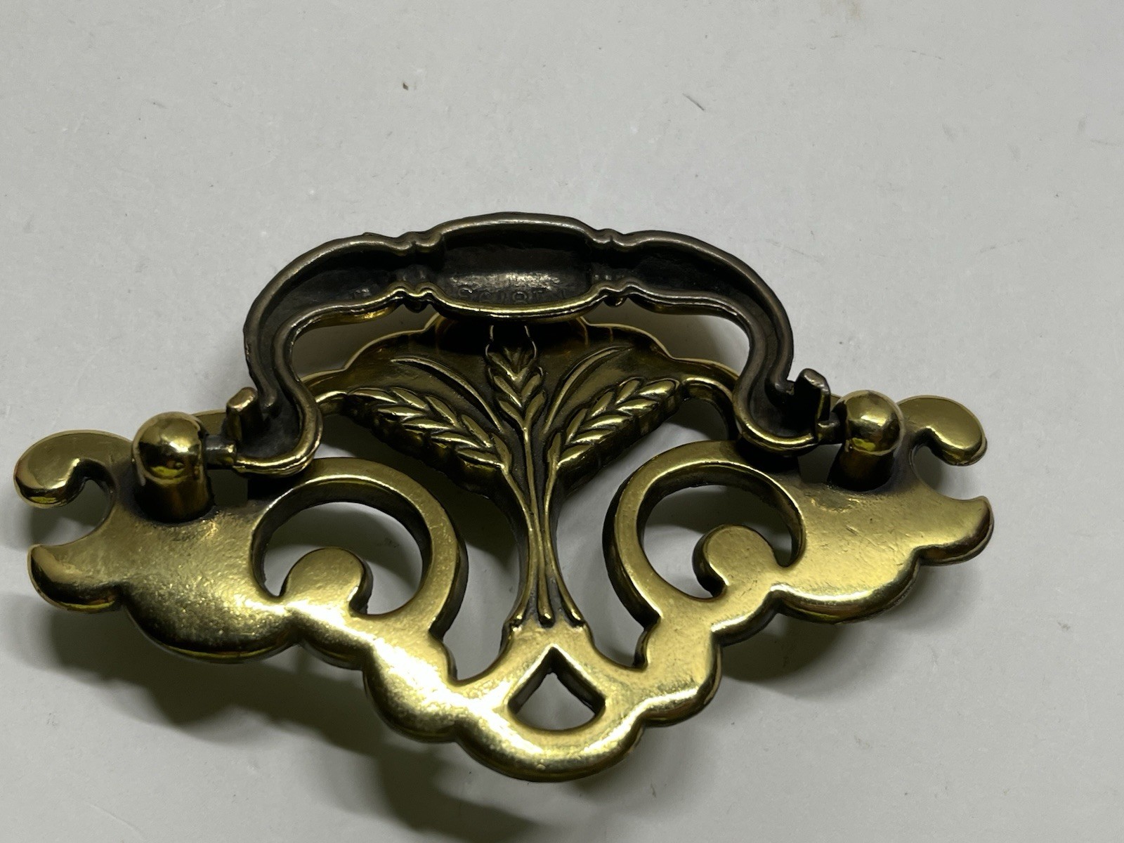 Vtg.Lot (8) NOS Brass Plated Chippendale/Batwing Wheat Design Drop Bail Pulls
