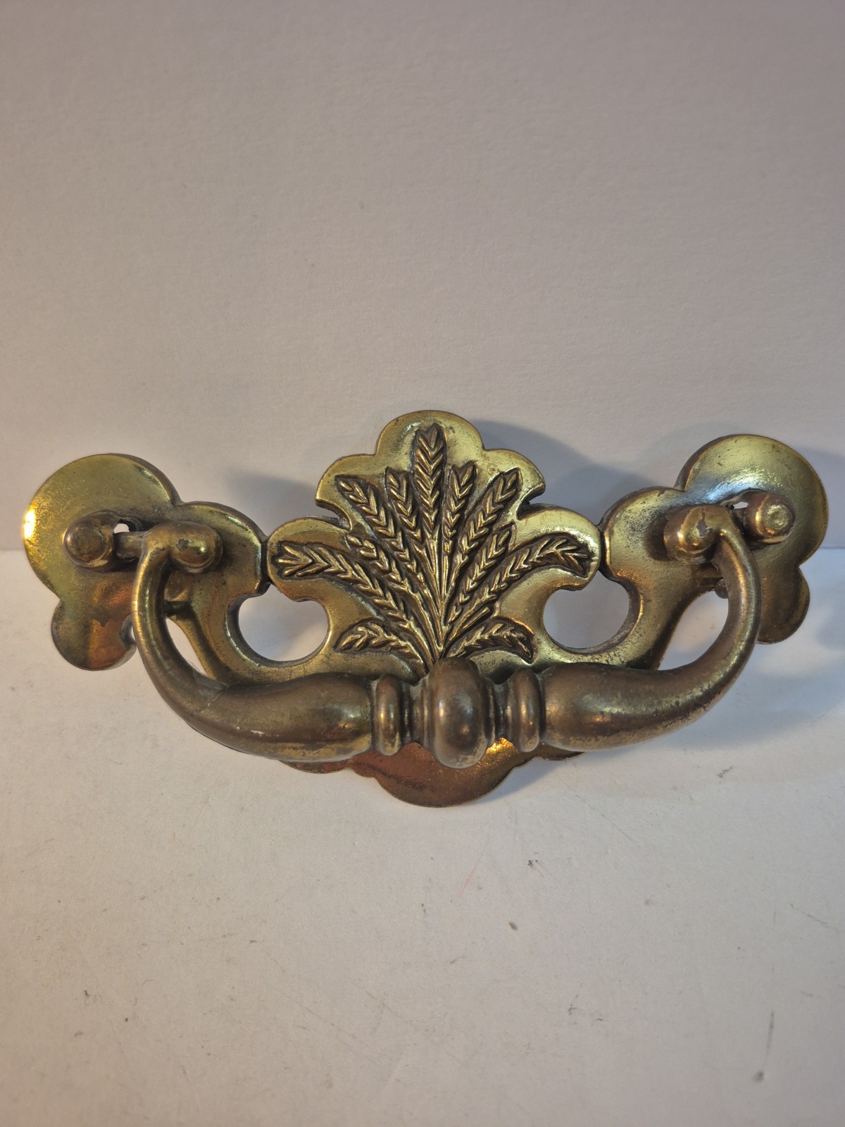 1 x vintage B-474-0 brass drop bail Pull Handle Wheat Bouquet detail 3.5″ cente