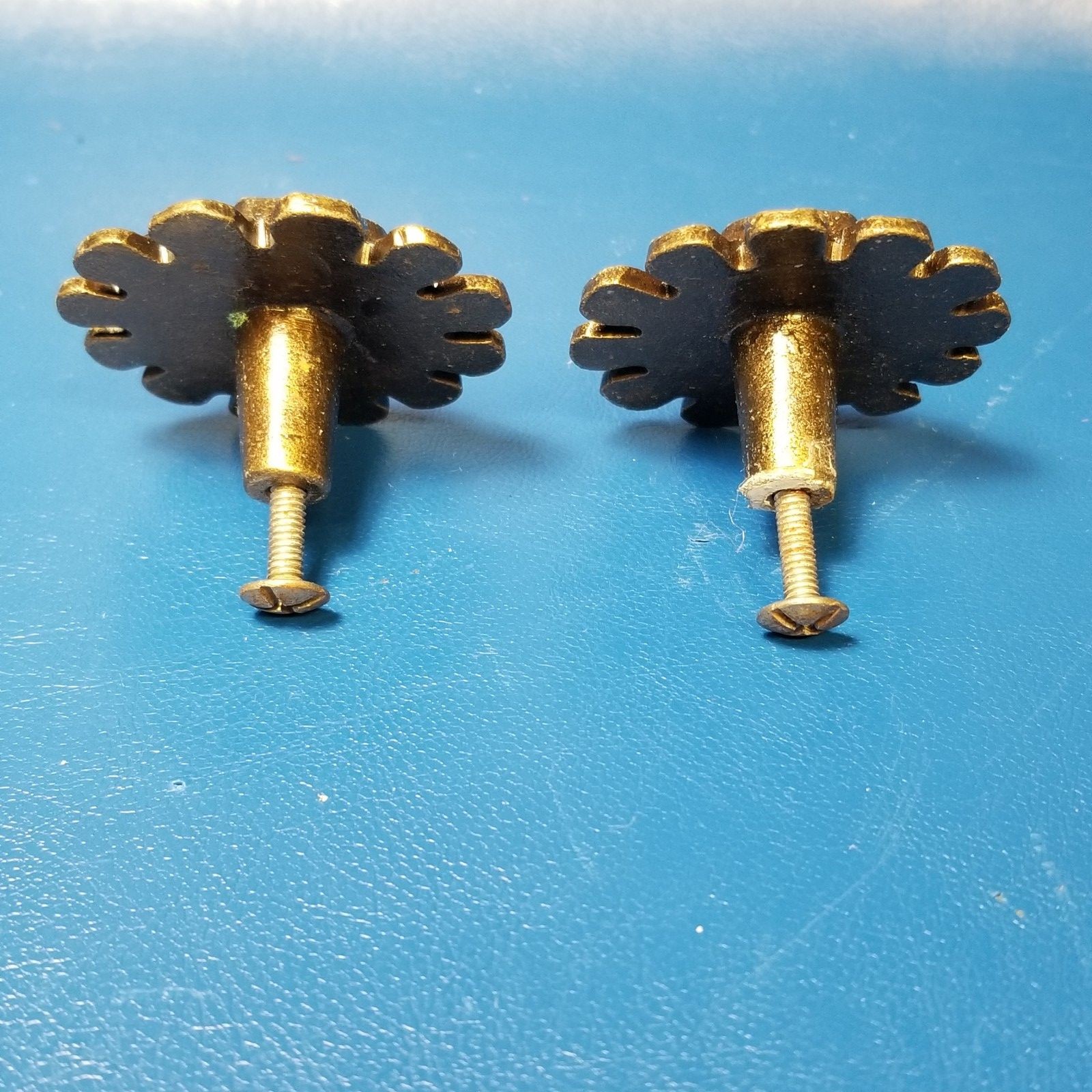 Pair Flower Shape Metal Drawer Pull Knob Handles Ornate Bronze Tone Hardware Vin