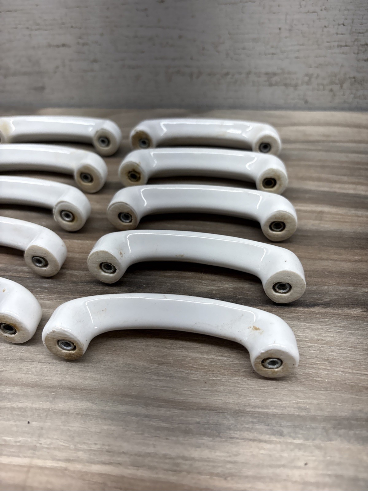 AMEROCK WHITE PAINTED CERAMIC DRAWER PULL, 3 3/4″ WIDE Vintage 10 Lot