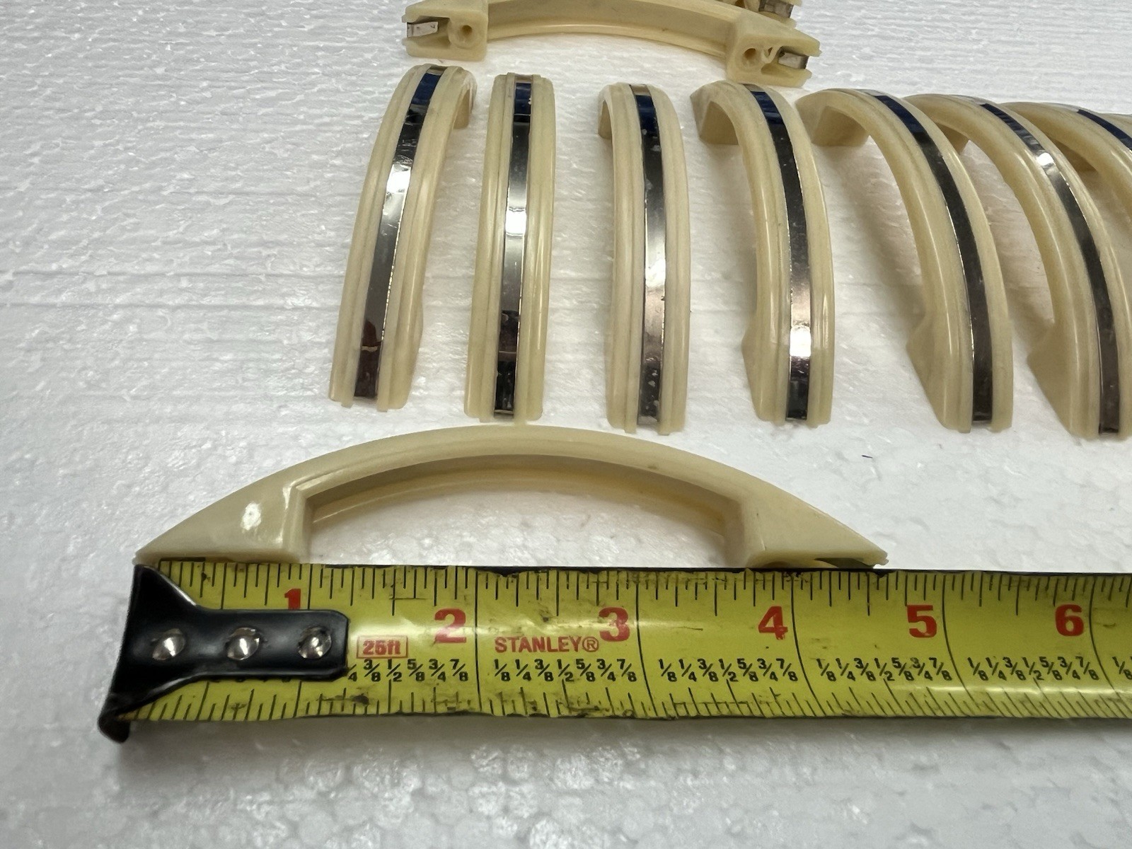 Lot of 12 Vtg Beige Plastic Drawer Pulls Silver Stripe No screws