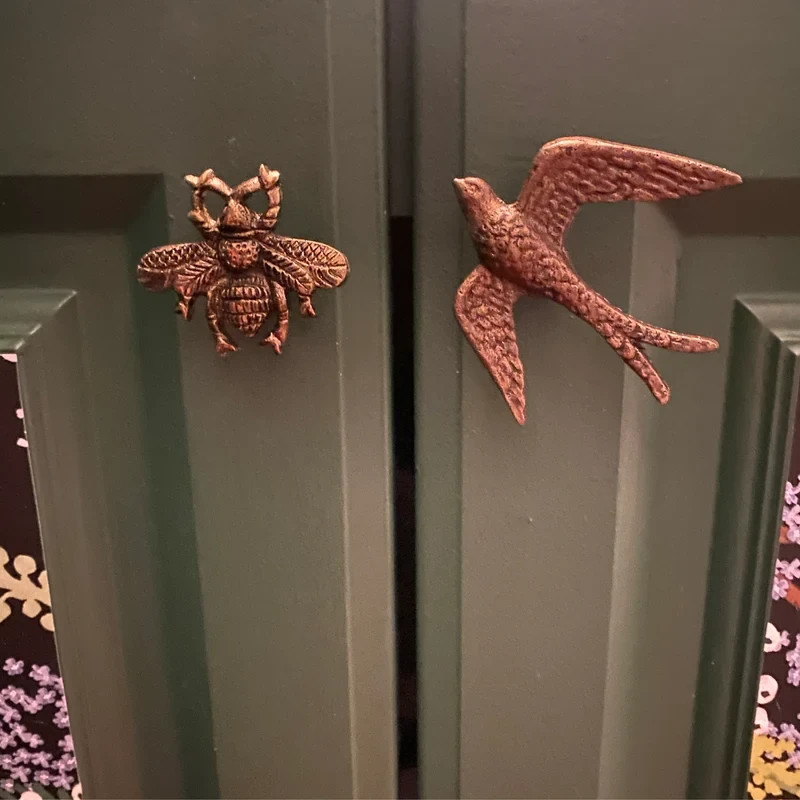 2 Antique-Gold Metal Drawer Pulls Handles Bee Vintage-Brass Cabinet Door Knobs