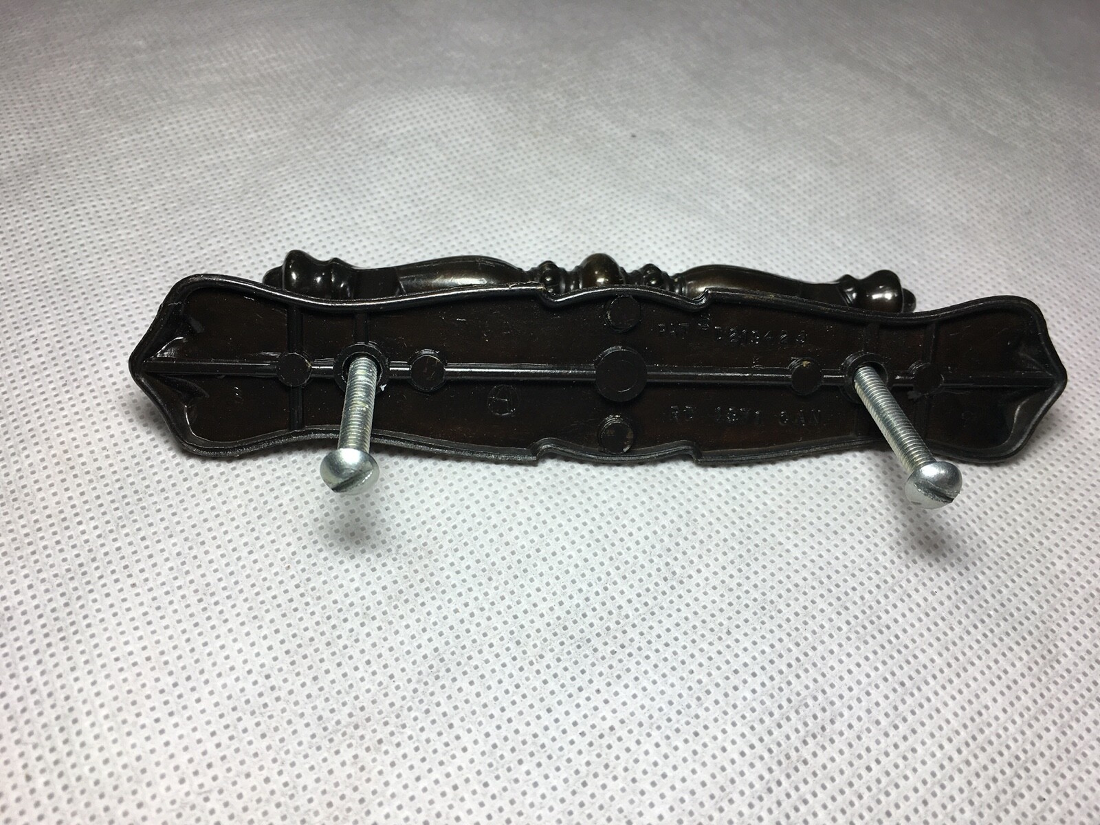 Vintage Brass Drawer Pull Handles Lot of 4 & Everbilt Door Pull Black Enamel