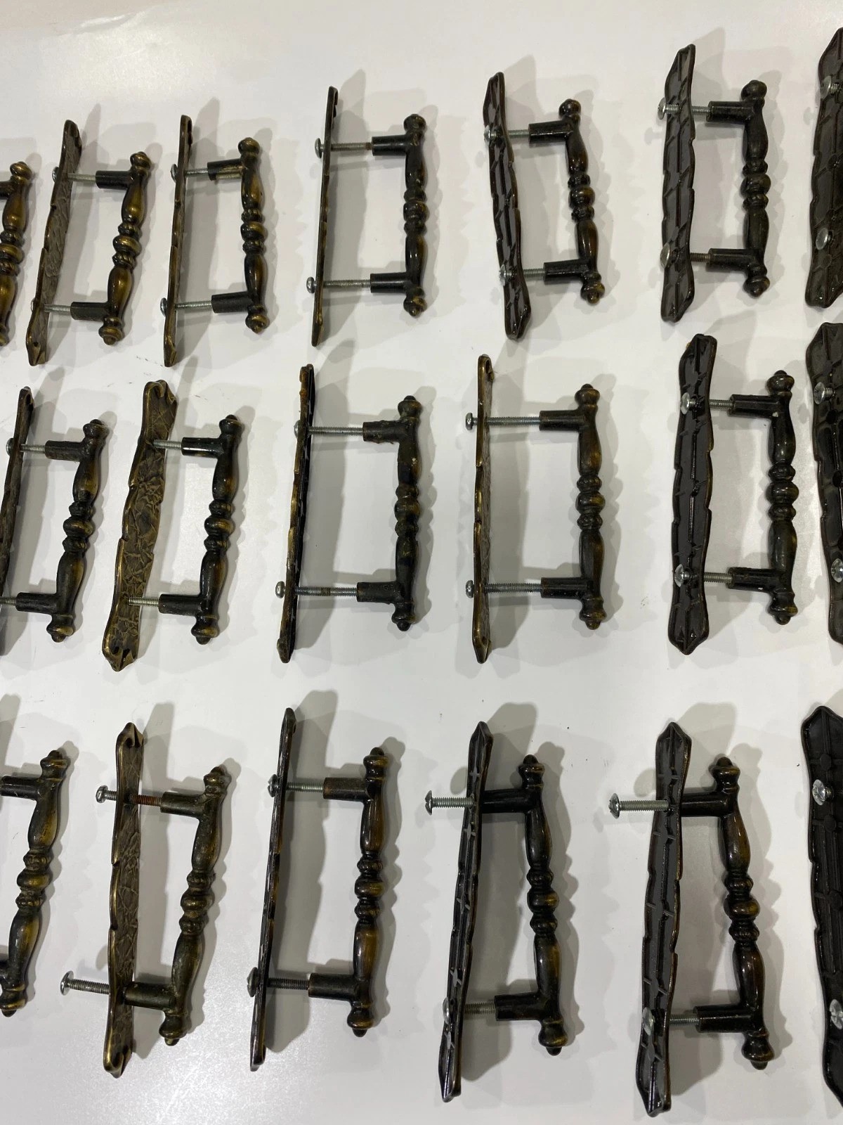 Vintage Victorian Style Cabinet Drawer Pull Handle Lot of 42 Bronze Gold Tone…