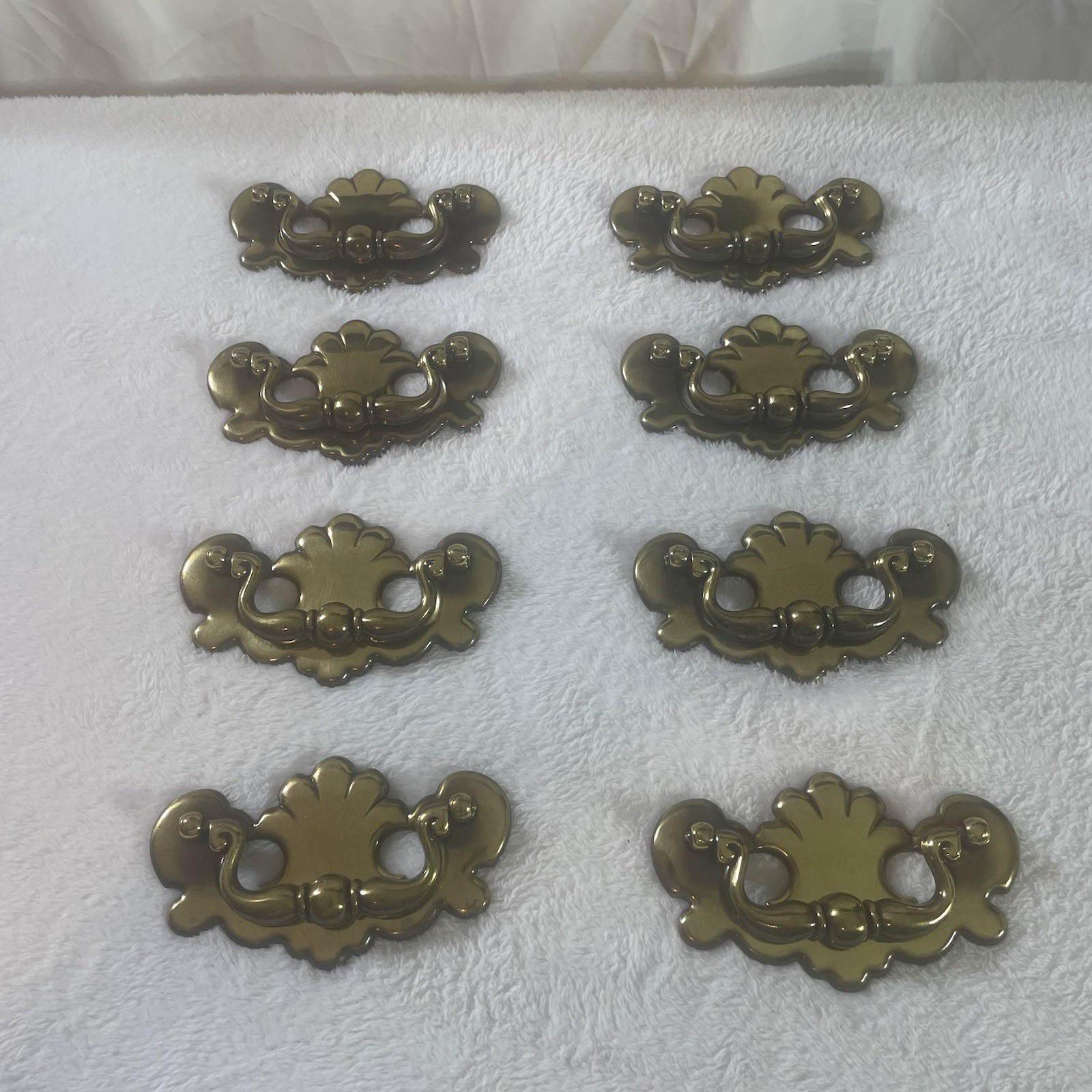 Vintage Chippendale Batwing Drop Drawer Pulls swinging Bail Brass [Lot=8]