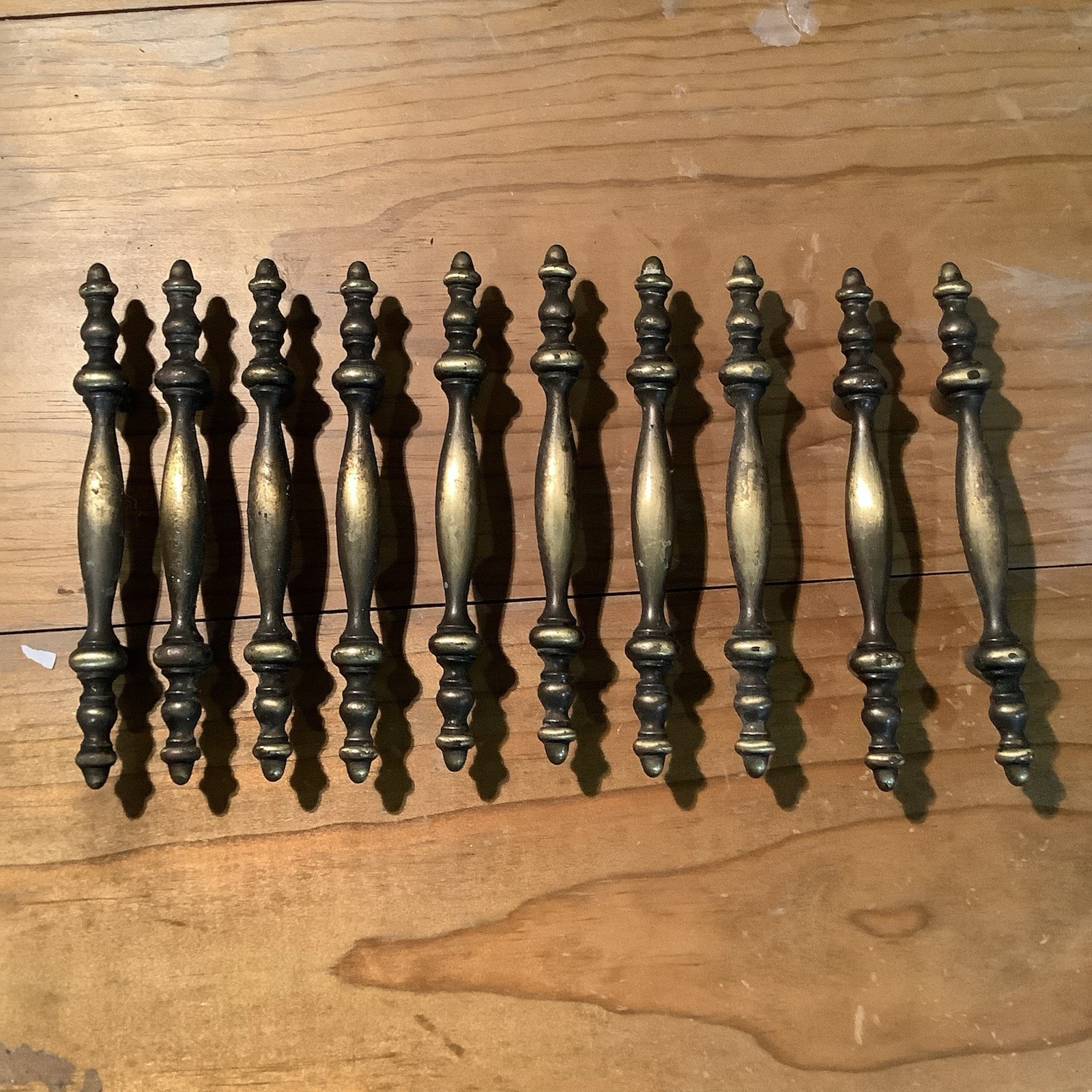 Vintage Amerock 60’s Aged Finish Brass Drawer/Cabinet Pull Handles Lot Of 10