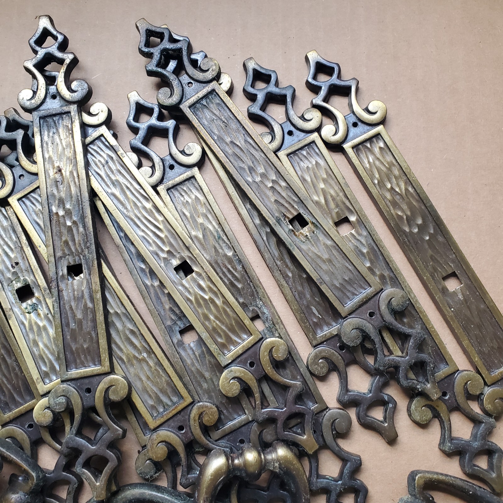 22 – VTG Door Pulls Amerock Madeira Cabinet Antique Burnished Bronze T-169-1