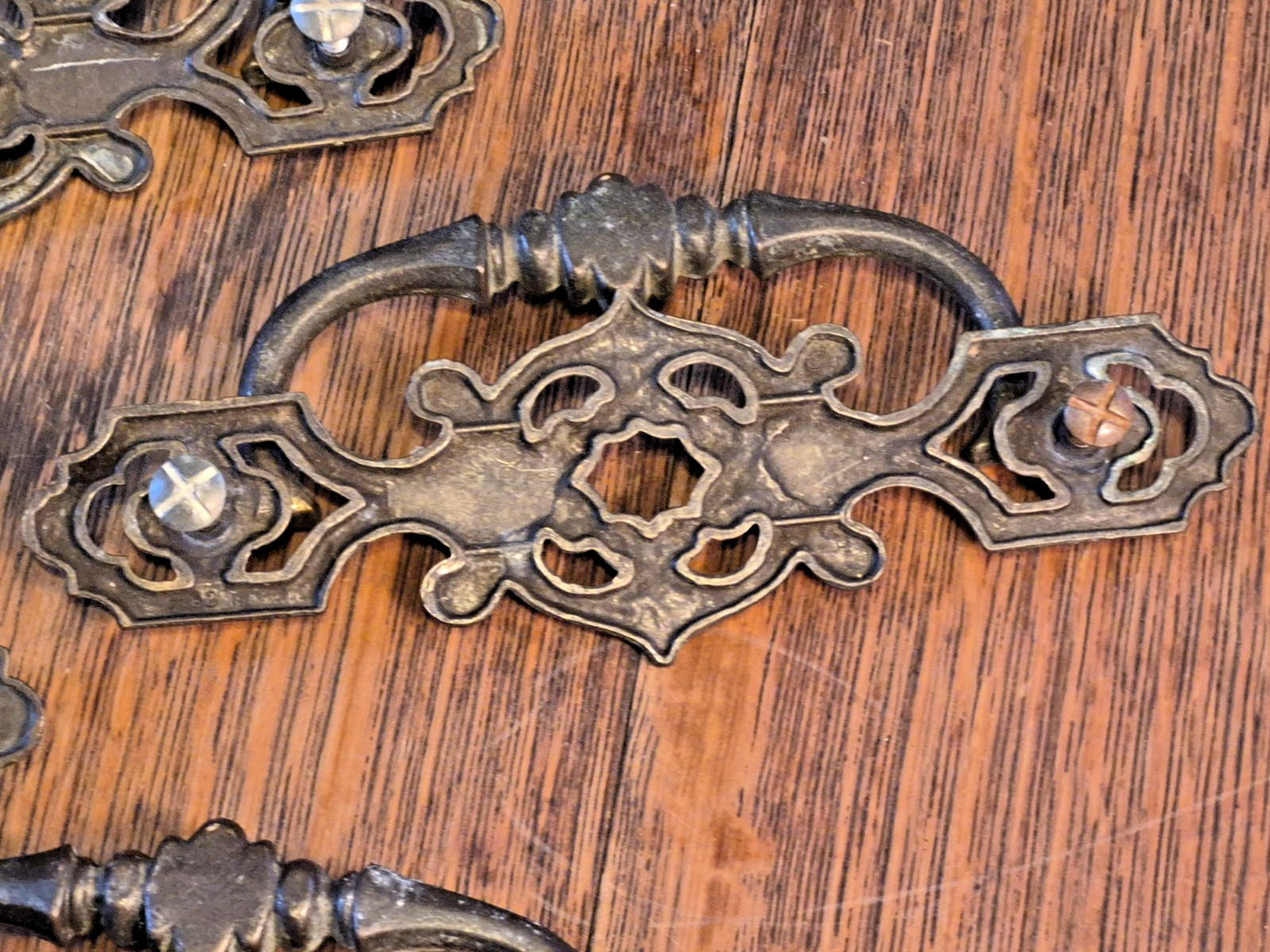 Lof 4 Vintage 1960’s KEELER BRASS Drawer Pull Drop Bail Handle Chippendale KBC1