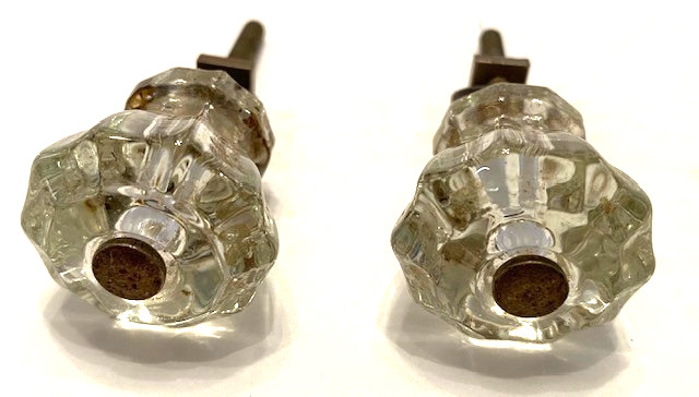 Set of 2 Antique Clear Glass 1″ Dresser/Cabinet Pulls/Knobs w/Screws