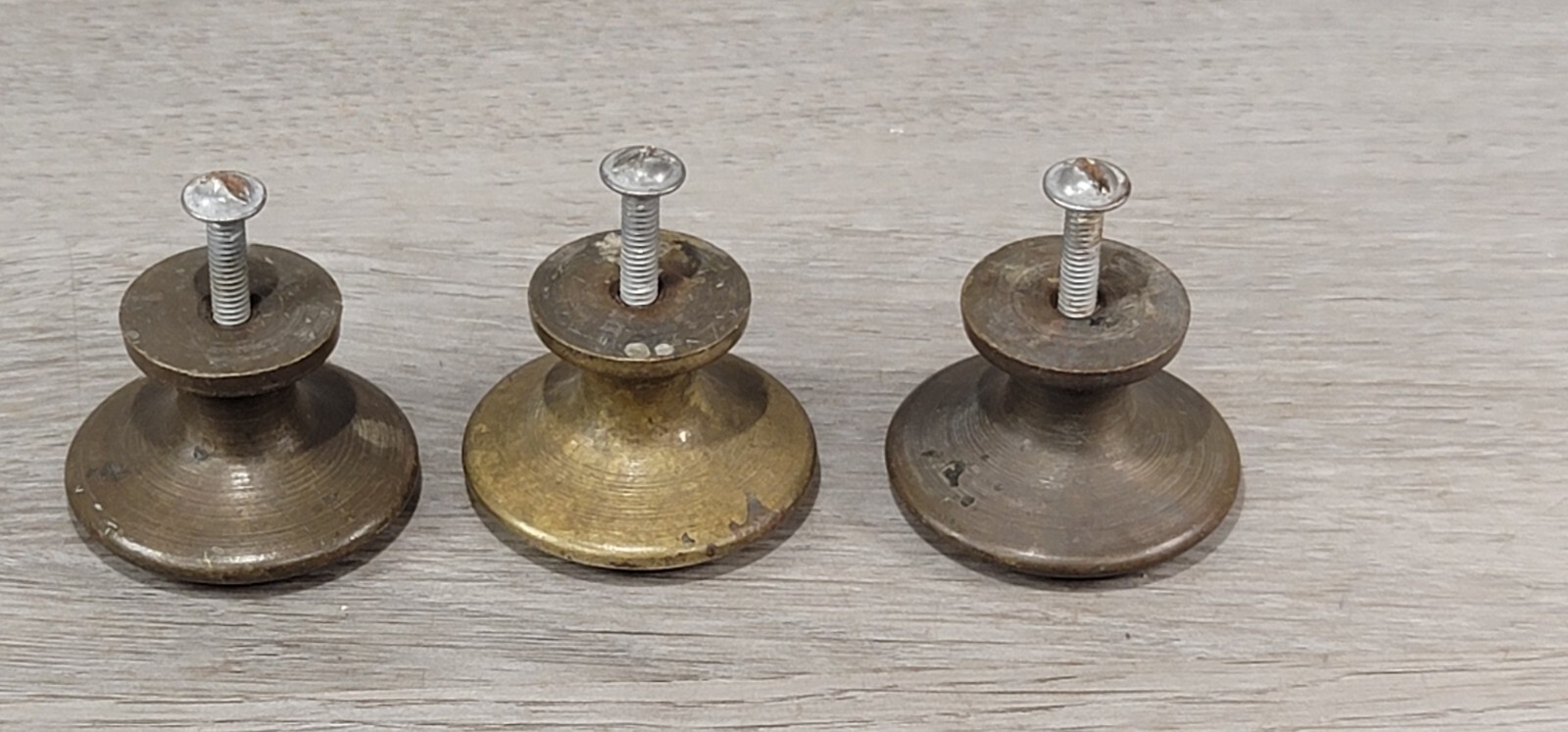 Drawer Pull Cabinet Knob Solid Brass Vintage 1 1/2 Dia 1″ Tall Traditional Round
