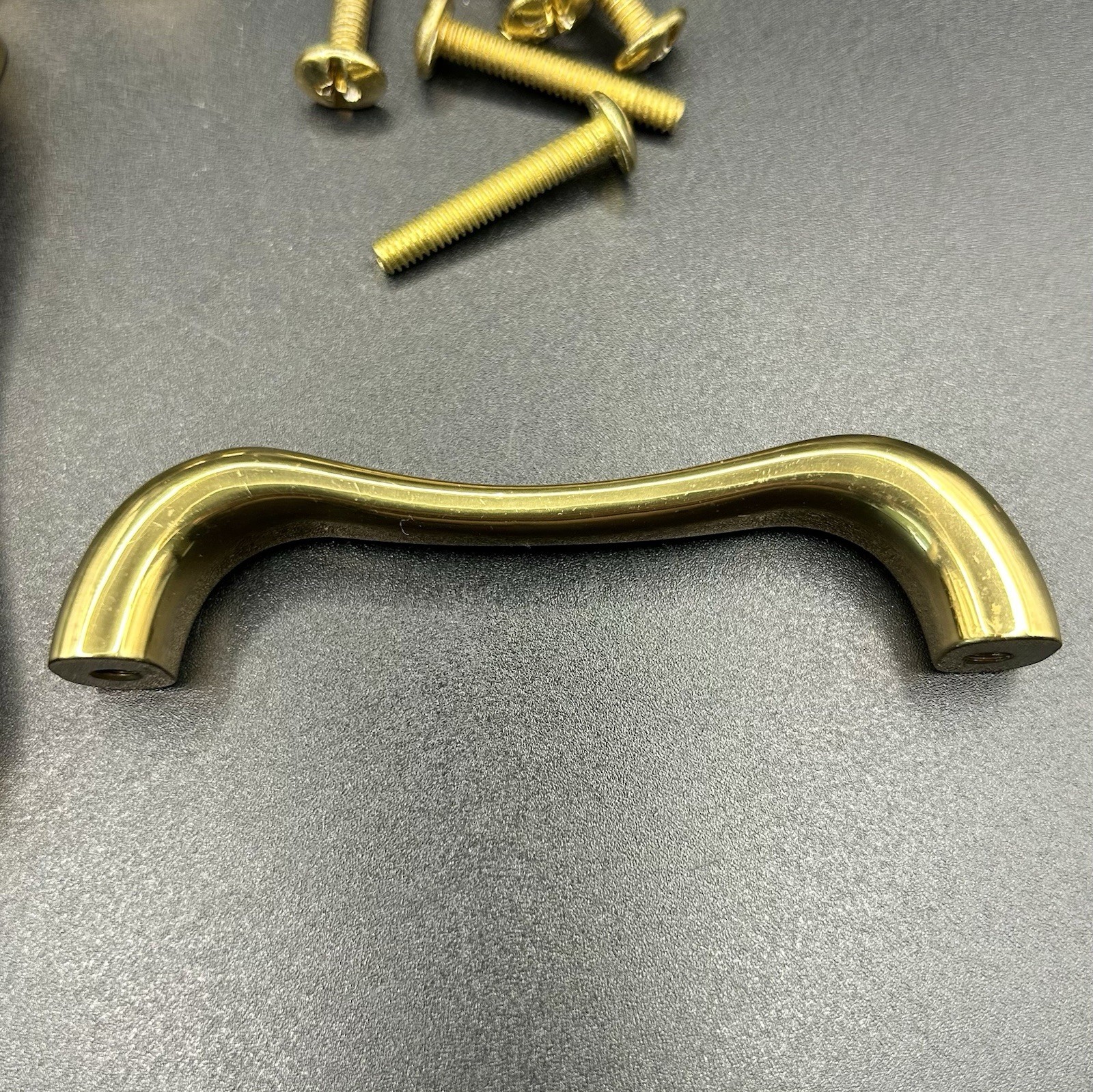 Vtg Solid Polished Brass Drawer Pulls Contoured Bar 3.5” Lot Of 8 With Screws