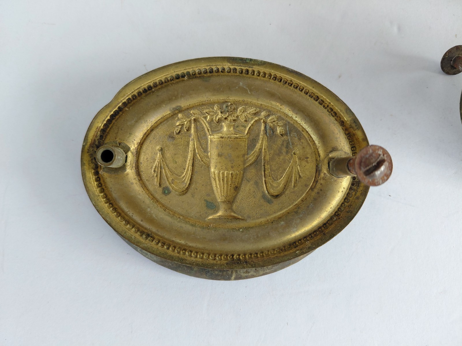6 Vintage Oval Victorian Drop Bail Pull Brass Stamped 3″ Urn Trophy