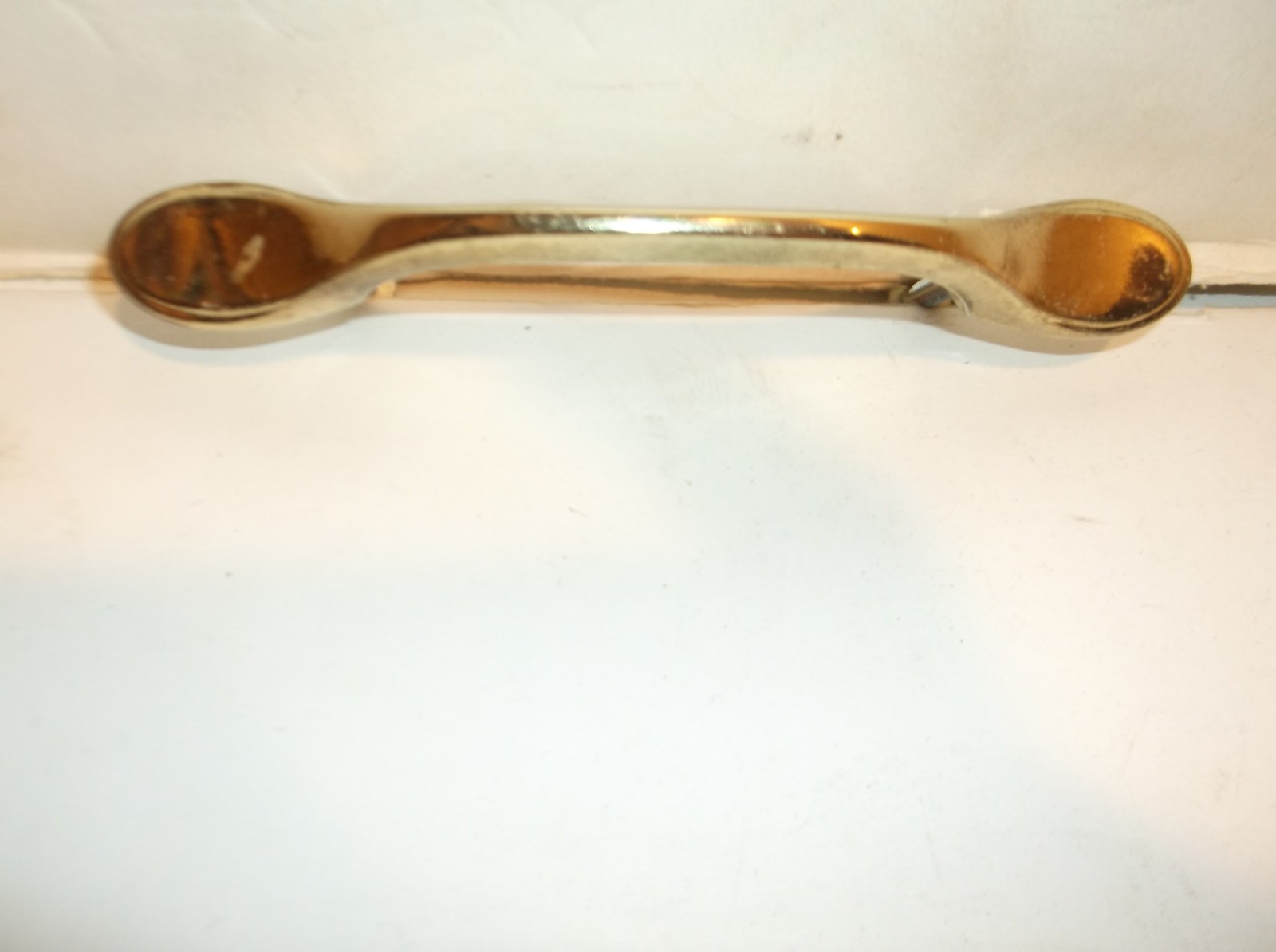 Cabinet Drawer Pulls Brass With screws No .63973-1 – Lot of 22
