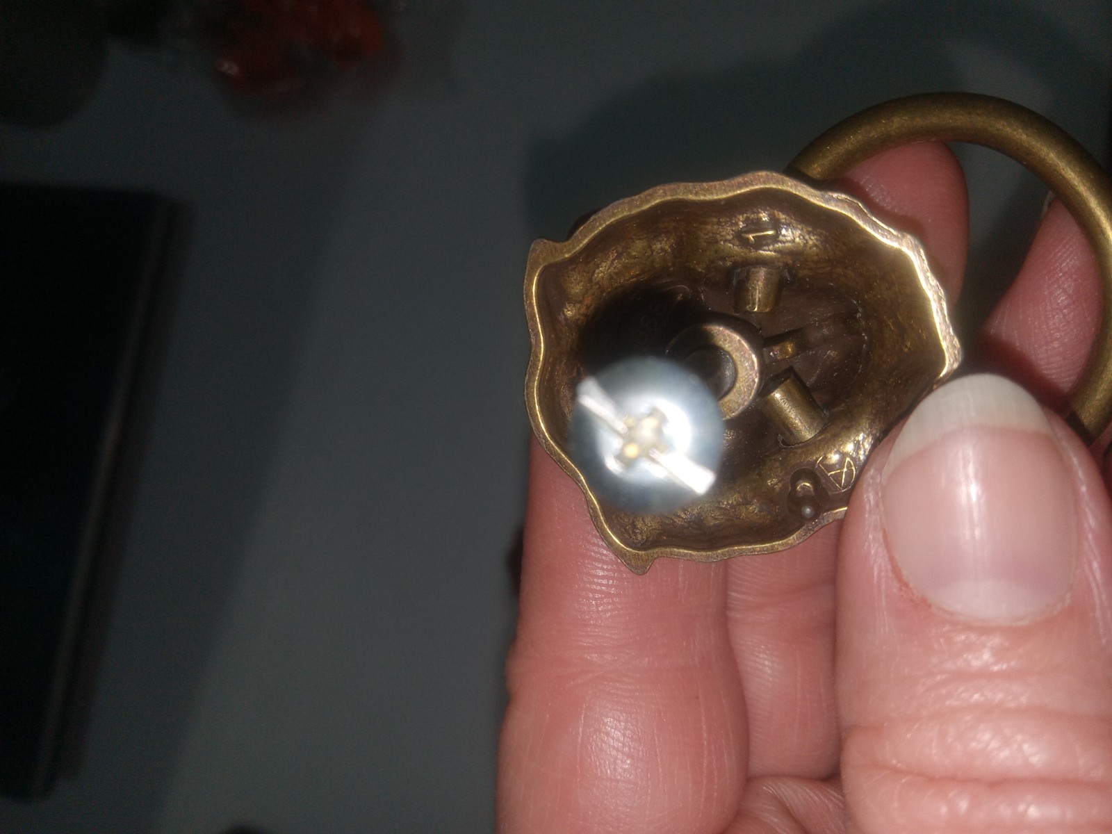Set of 4 Vtg Amerock Lions Head Drawer Pulls Allison 888 Antique Brass 2.25″
