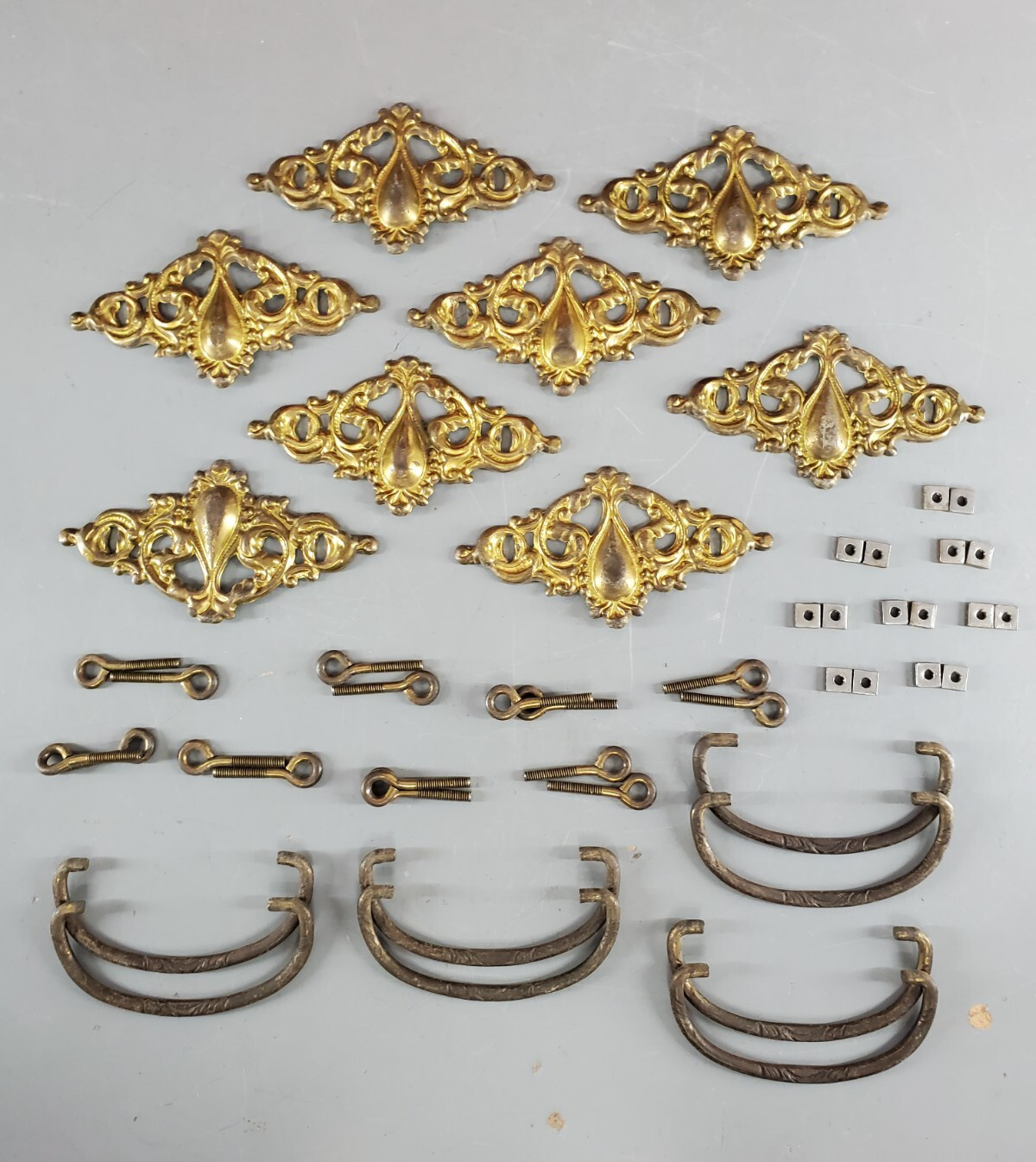 VICTORIAN BRASS DRESSER DROP PULL HANDLES SET LOT 8 ANTIQUE ORNATE DRAWER 1920’s