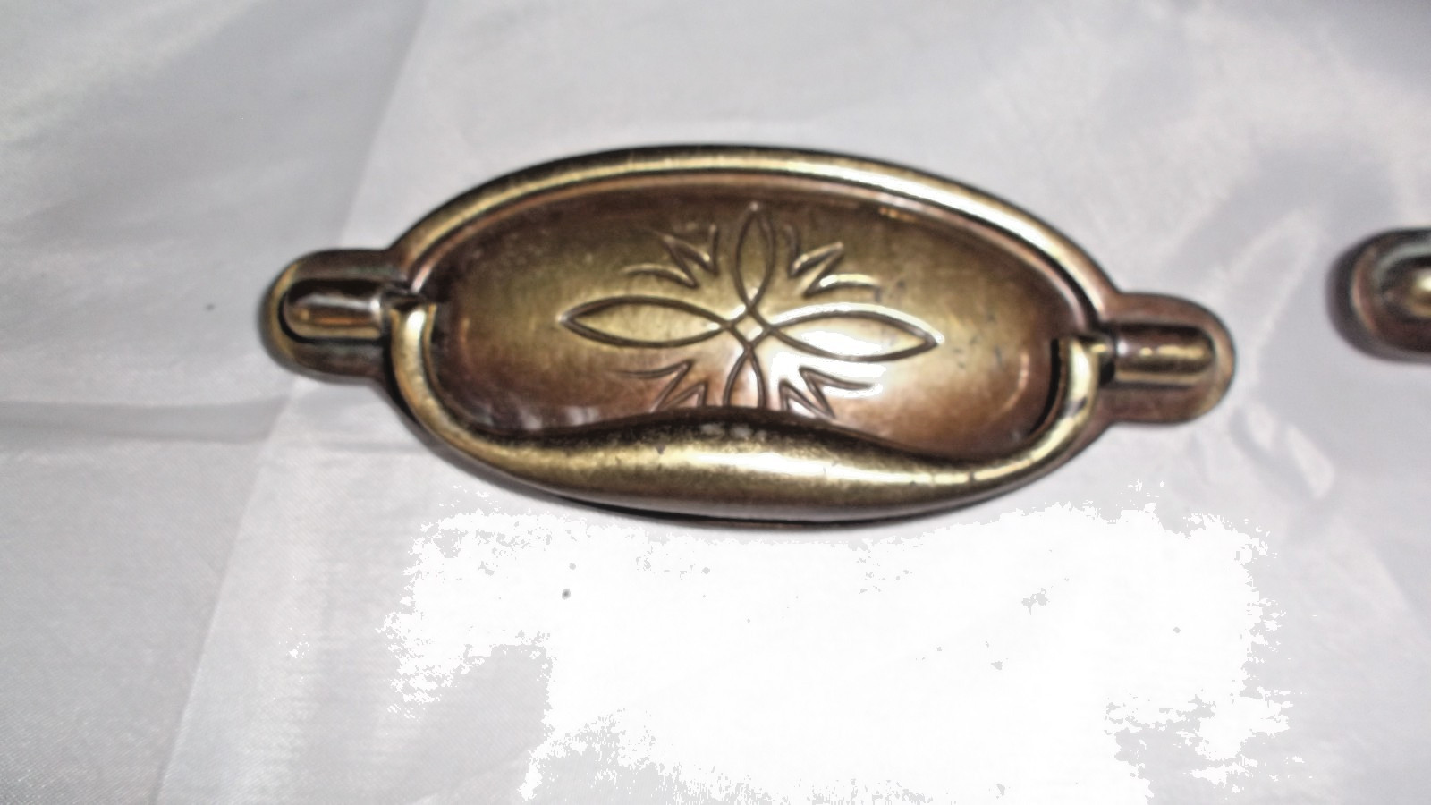 4 Pairs of Keeler Brass Co Vintage 2 Mount Oval Brass Drawer Pulls. 4 1/2″ cent