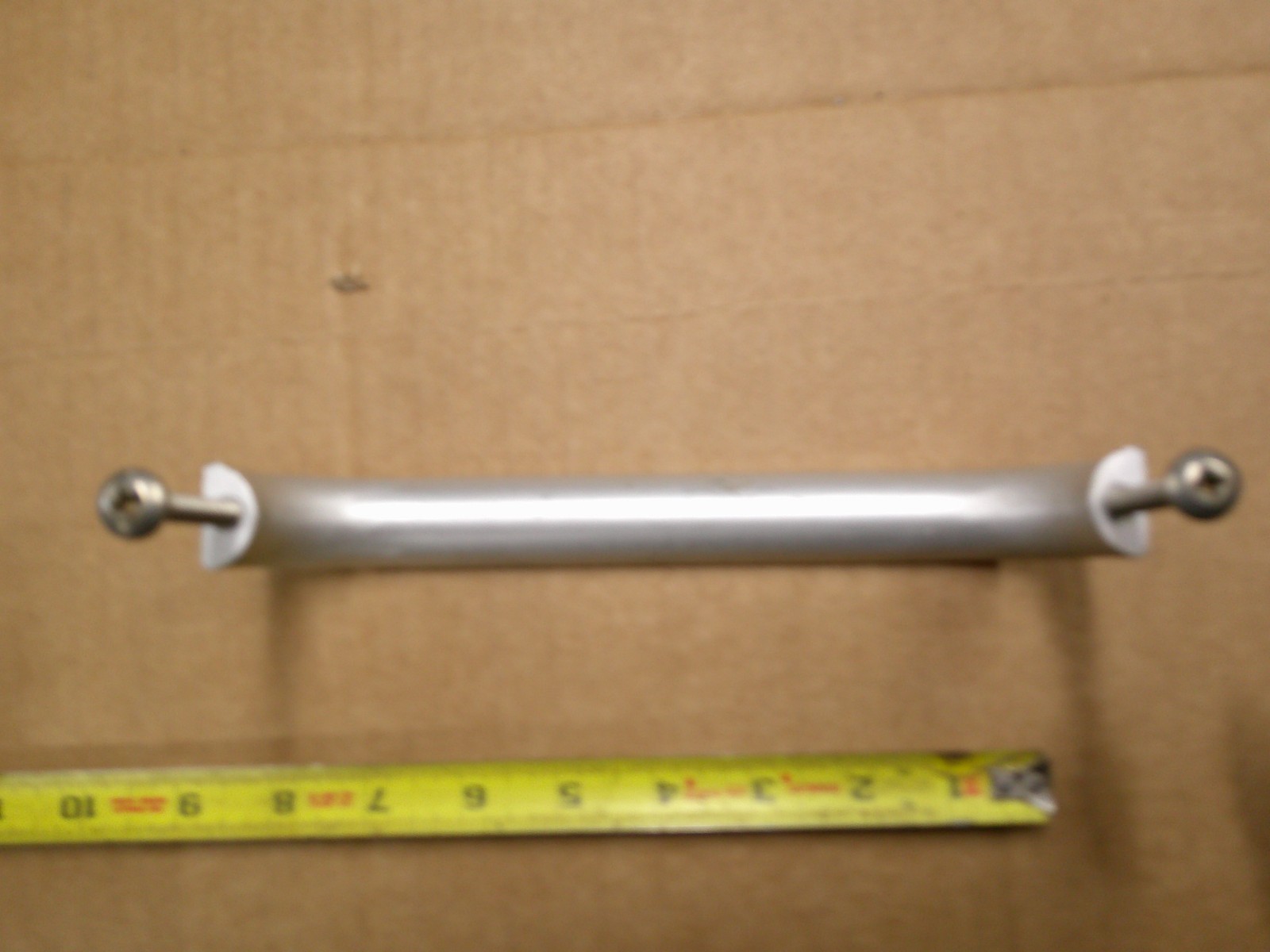 1 vintage large heavy duty 8-1/2″ long aluminum pull handles industrial 8″ oc