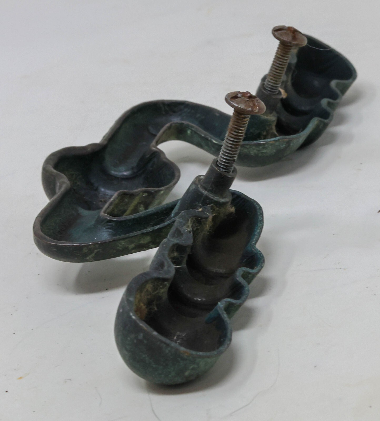 Antique Matching Set of Four (4) Drawer Pulls Handles 7″ Long 2″ CTC #1589 P2910