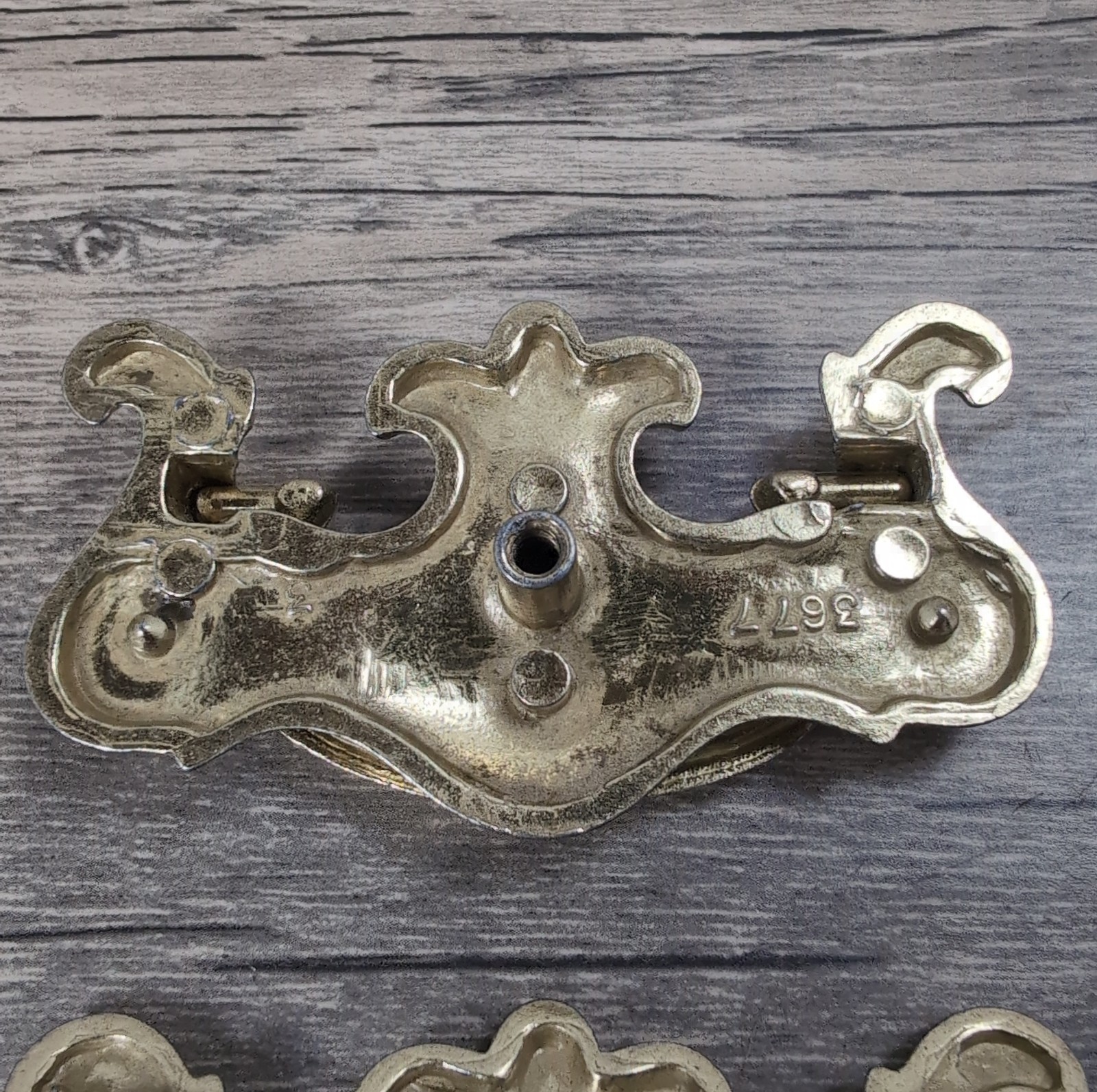 VTG Chippendale Brass Drawer Drop Bail Pull Handles 3-1/4″ Center 10 w/Screws