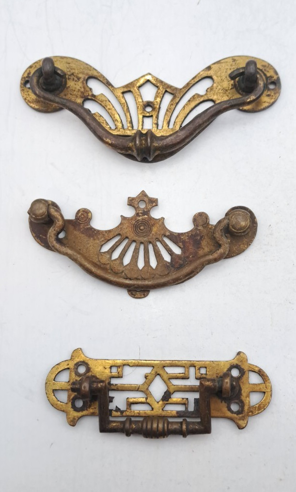Lot of Mixed Antique/Vintage Hardware Furniture Drawer handles Metal Brass