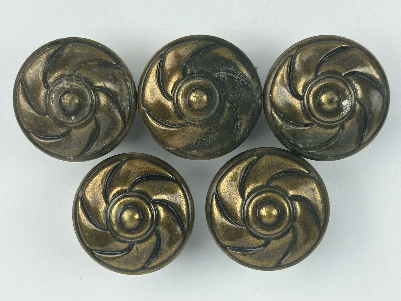 Set Of 5 Ajax Hardware Esperanto Brass Cabinet Drawer Fixture 6″ Backplate Knob