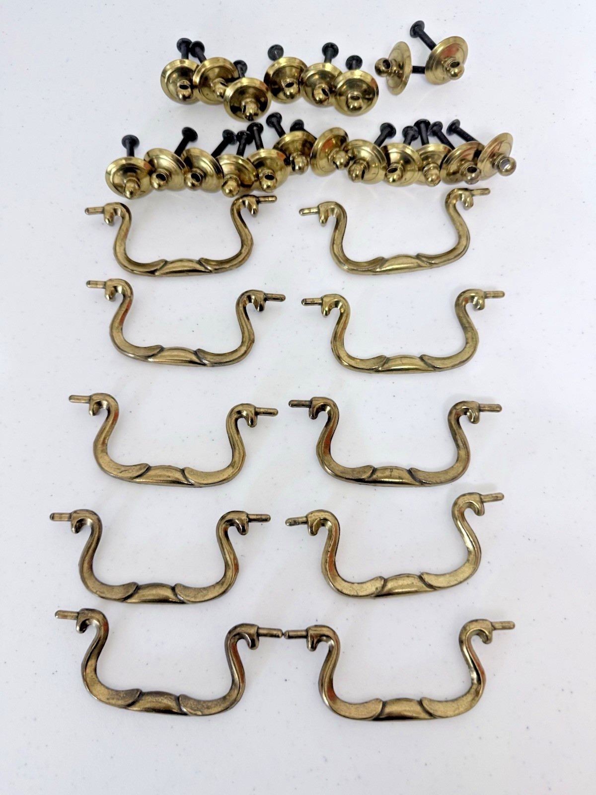 Set of 10 Swan Neck Brass Drawer Pulls with 2 Extra Screws Canada CB-1844