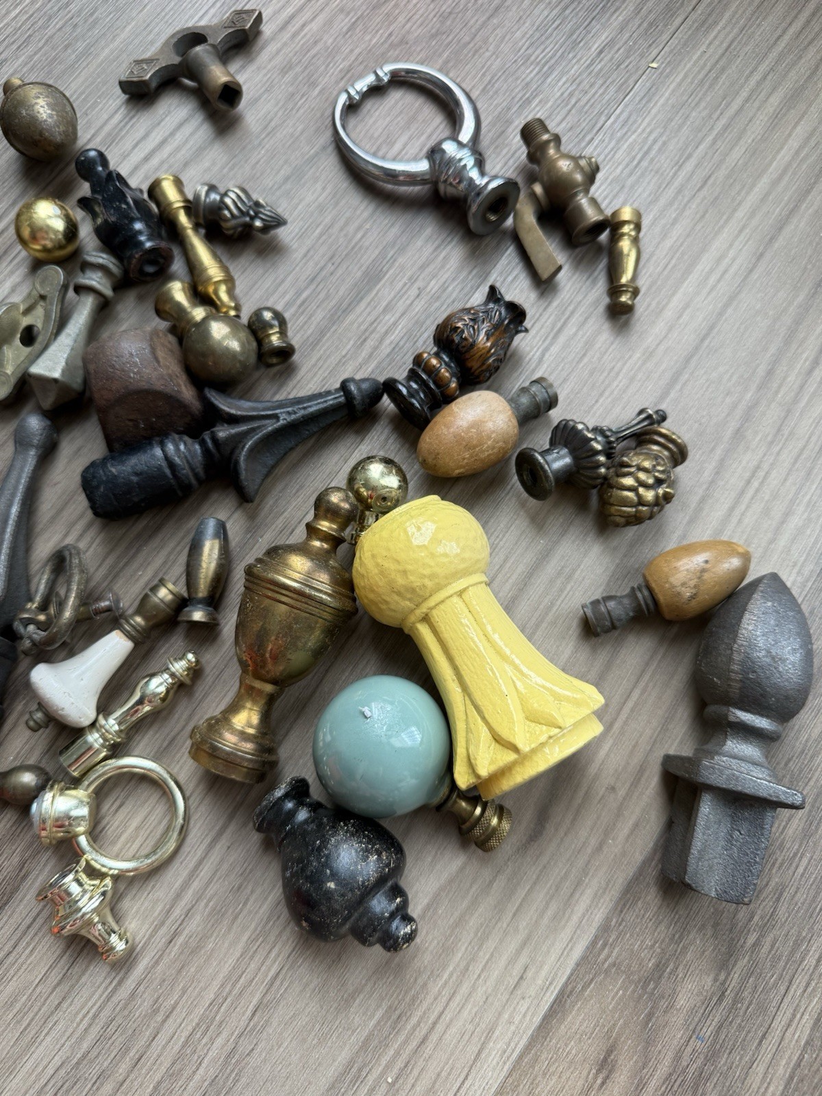 Lot of Vintage & Antique Finials & Hardware, and Collectibles