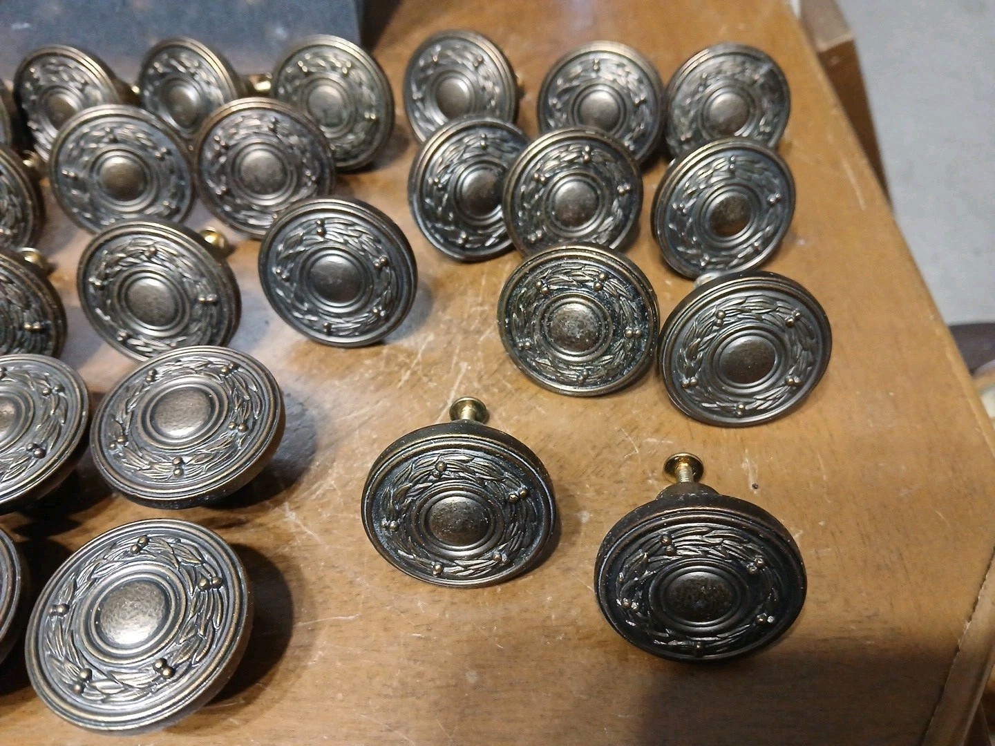 Set Of 38 Vintage Brass Drawer Pulls Hollywood Regency MCM Ornate Cabinet Knobs