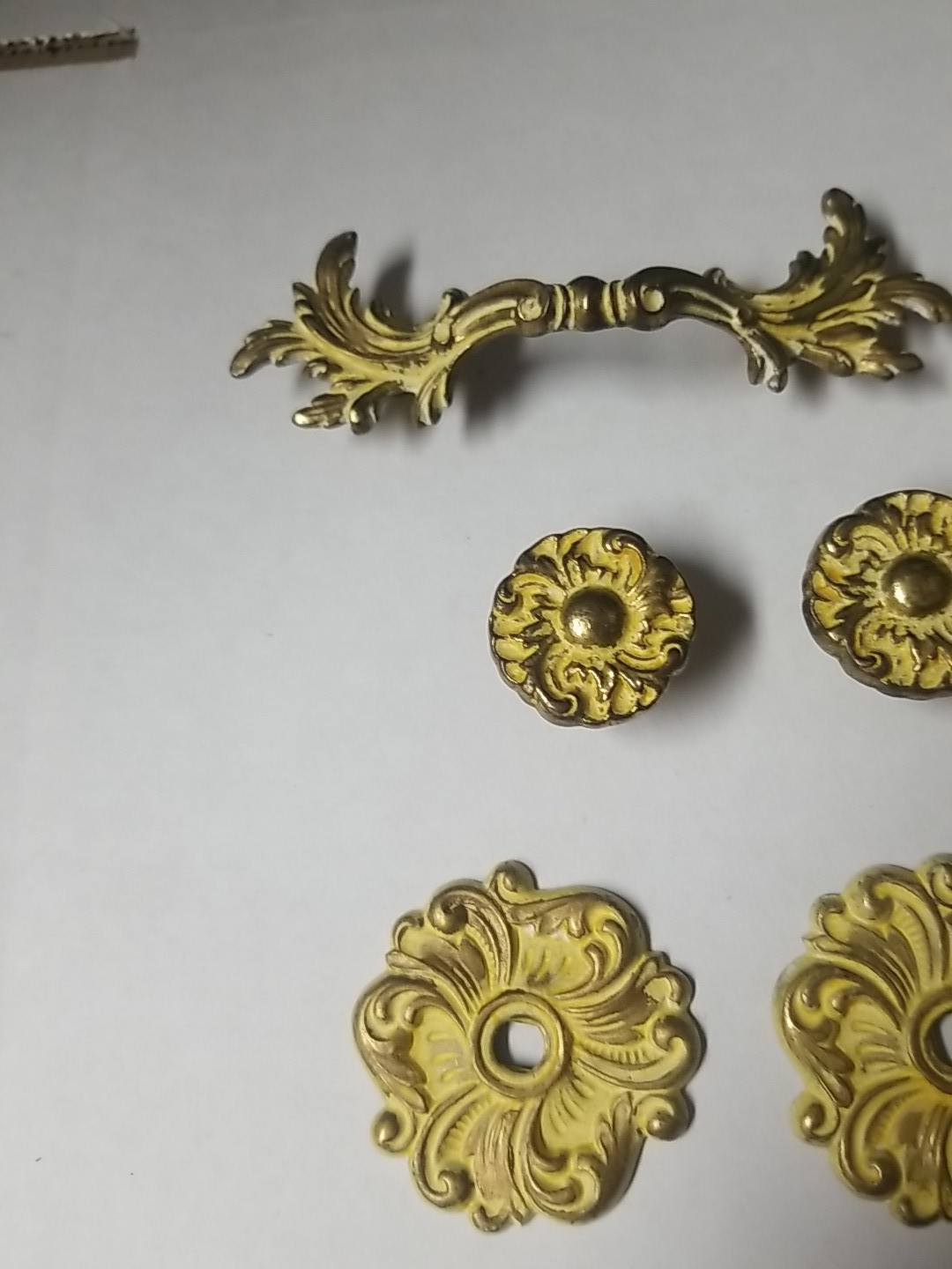 Lot Of Vintage Keeler Brass Co Drawer Pulls Knobs Brass Backers
