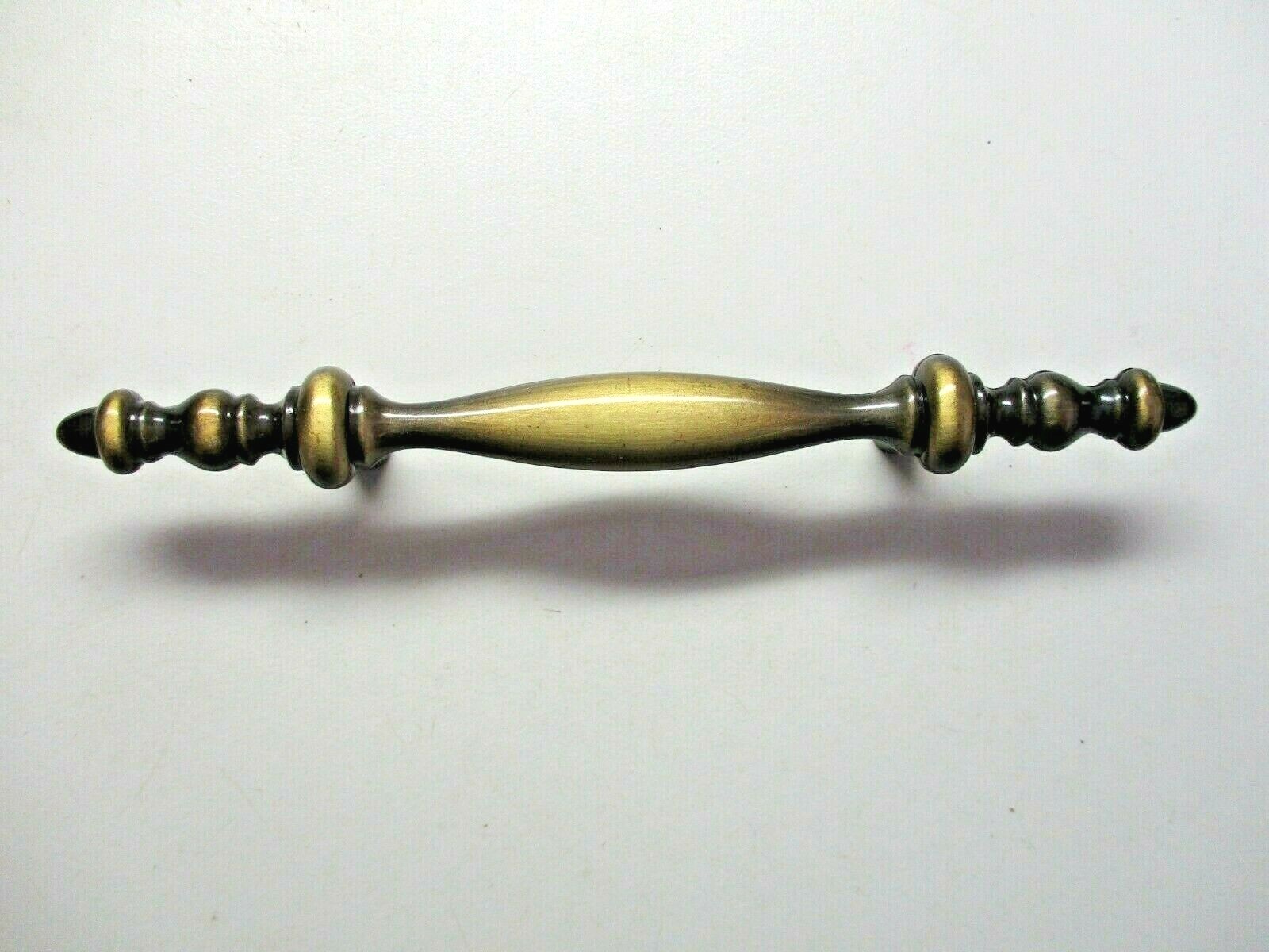 Amerock 150AE Colonnade 1968 Drawer Pull Handle Antique English Brass 3″ Centers