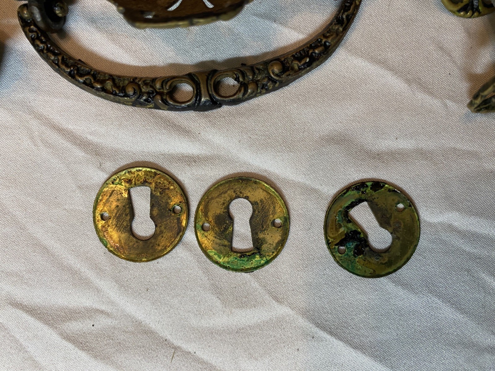 Antique dresser pulls Lot.