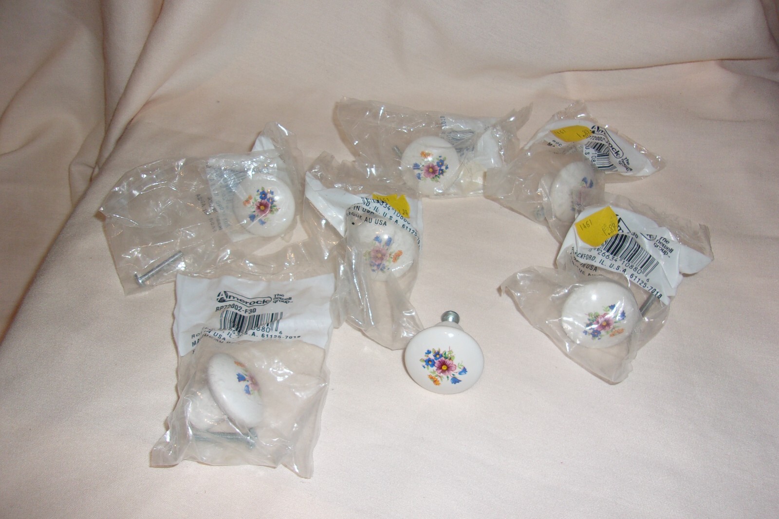 Vtg Amerock Ceramic Floral Drawer Cabinet Pulls Handles Knobs 7 Round Flowers
