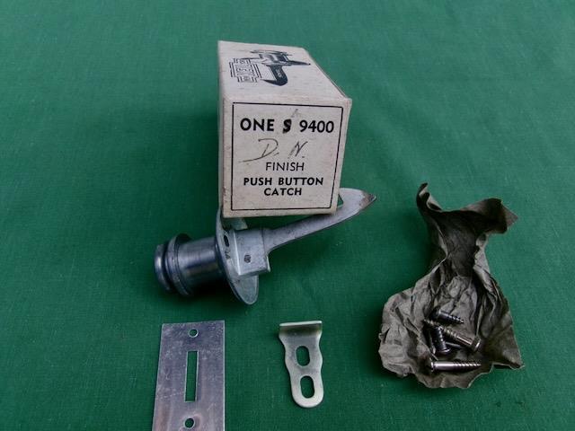 KEIL OF NEW YORK NICKEL CABINET PUSH BUTTON CATCH KNOB NOS