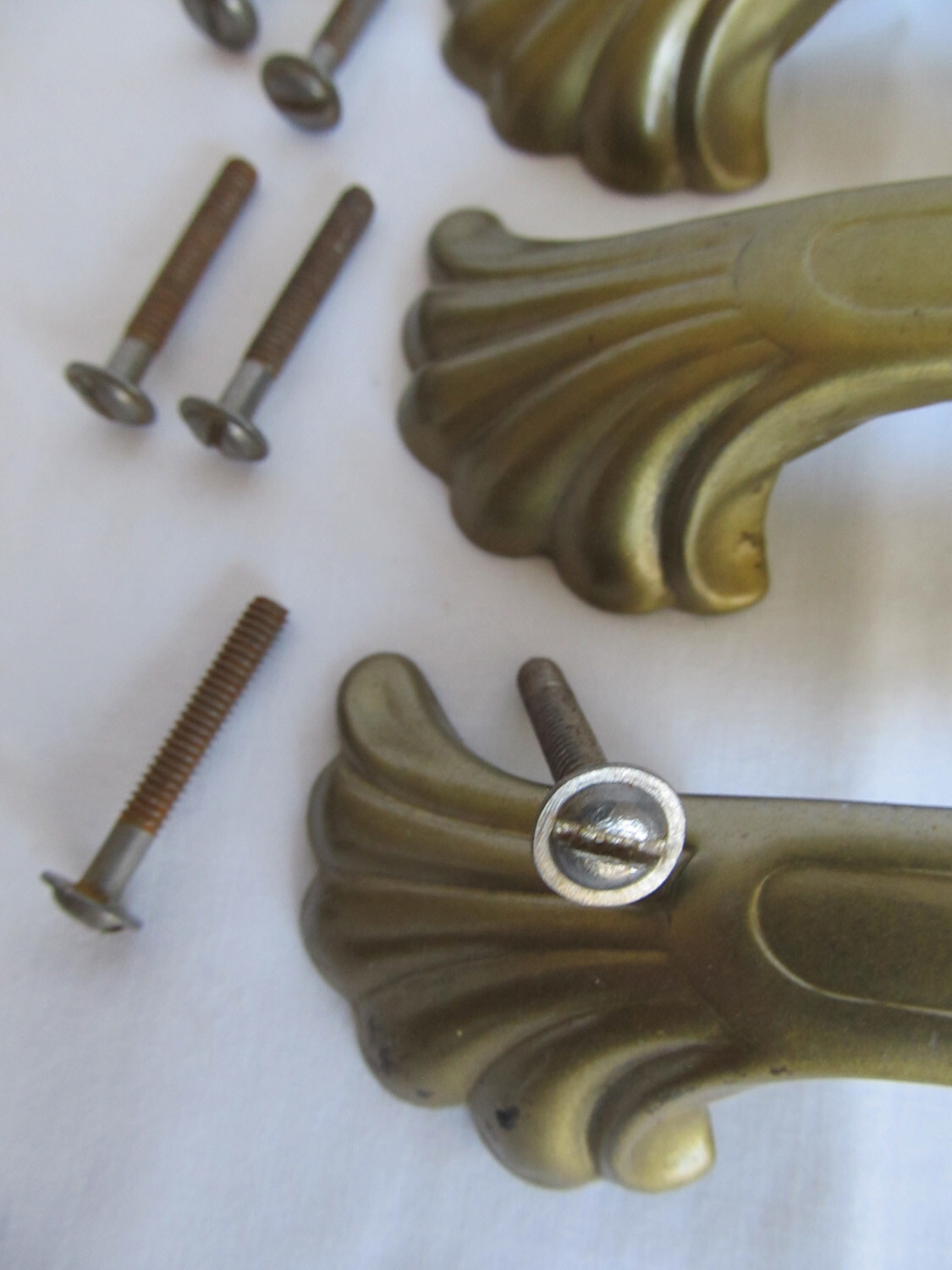4 Vintage Art Deco Waterfall Metal Drawer Handles Pulls 5 5/8″ 4 1/4″ on center