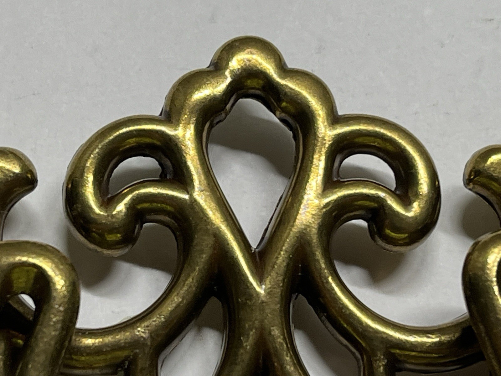 Vintage Lot (11) NOS KBC Brass Plated Chippendale/Batwing Style Drop Bail Pulls