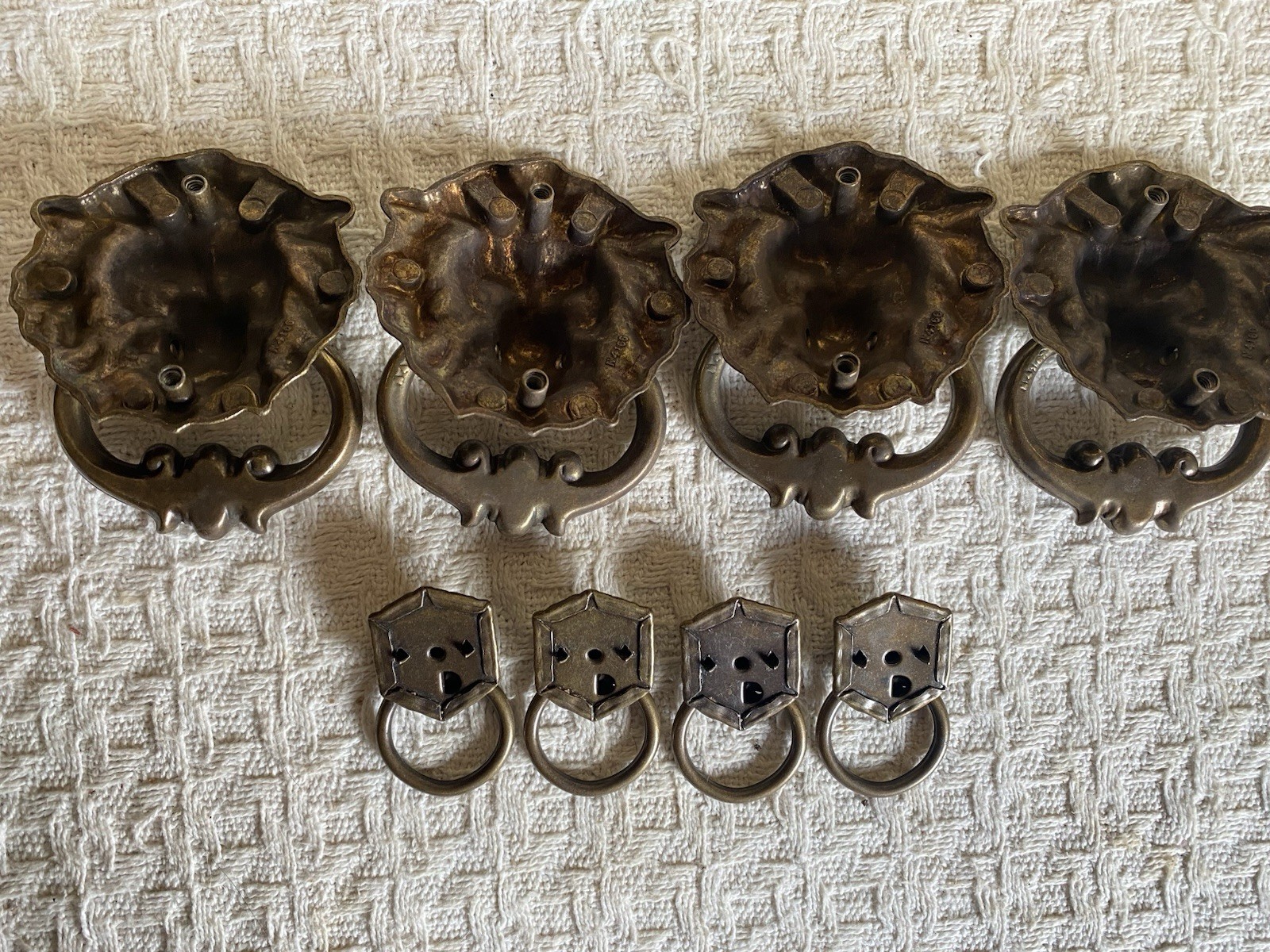 8 VTG Brass Bronze Metal Lion Head Drawer Chest Pulls Victorian Large & Small