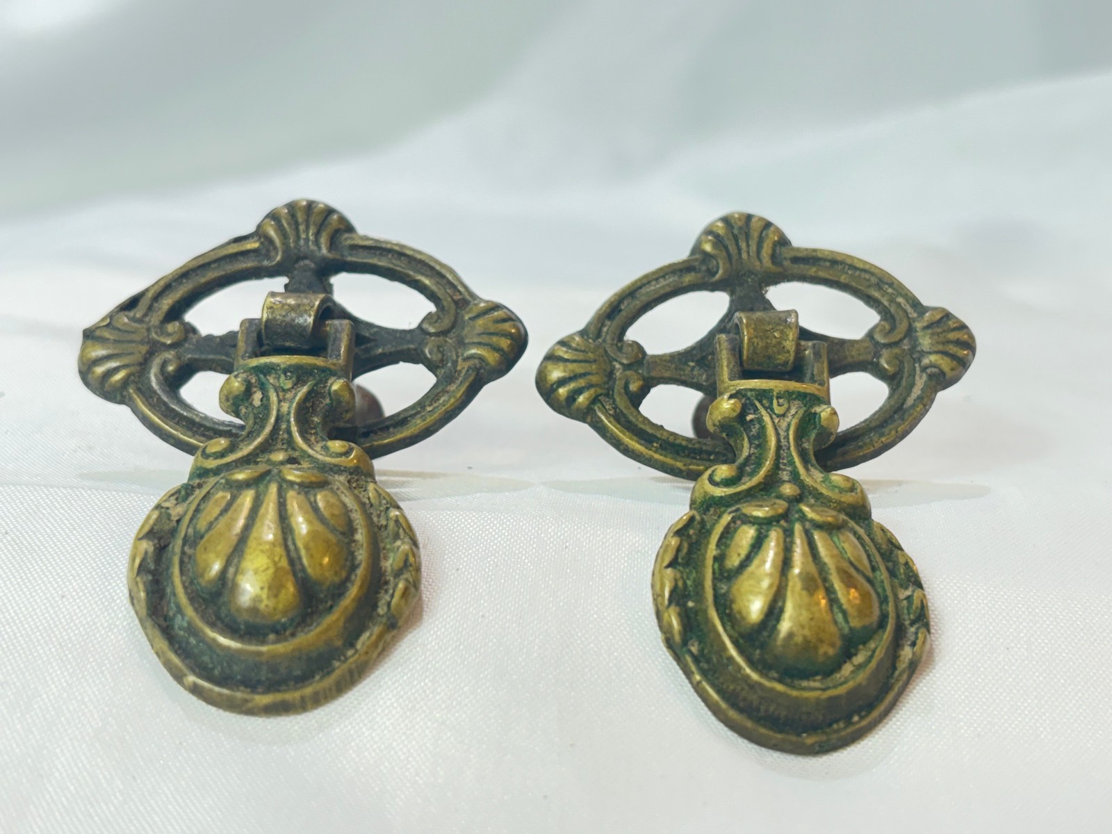 Antique Keeler Brass Co Brass Drawer Pulls/ Drop Handles KBC G205 Lot of 5
