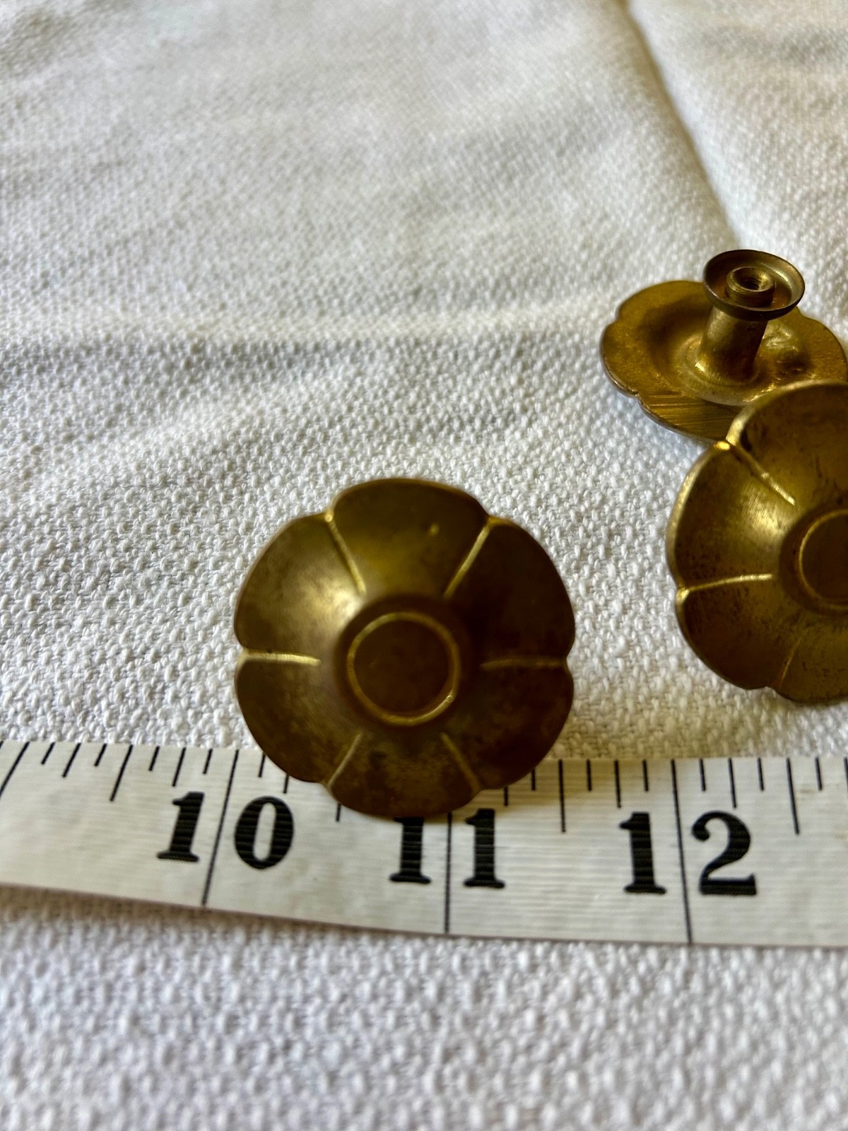 Lot 5 Vintage 60s Brass Ornate Drawer Pulls Floral Cabinet Knobs Round MCM