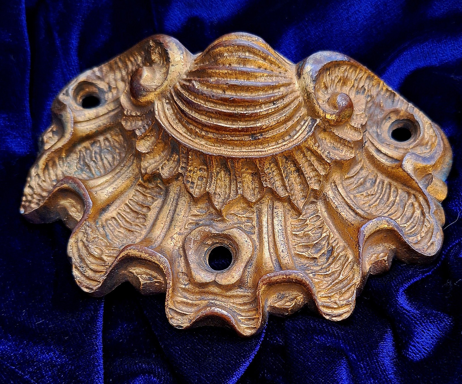 Gold Gilt Bronze Drawer Cupboard Pulls Clam Shell Antique French Quality Cast