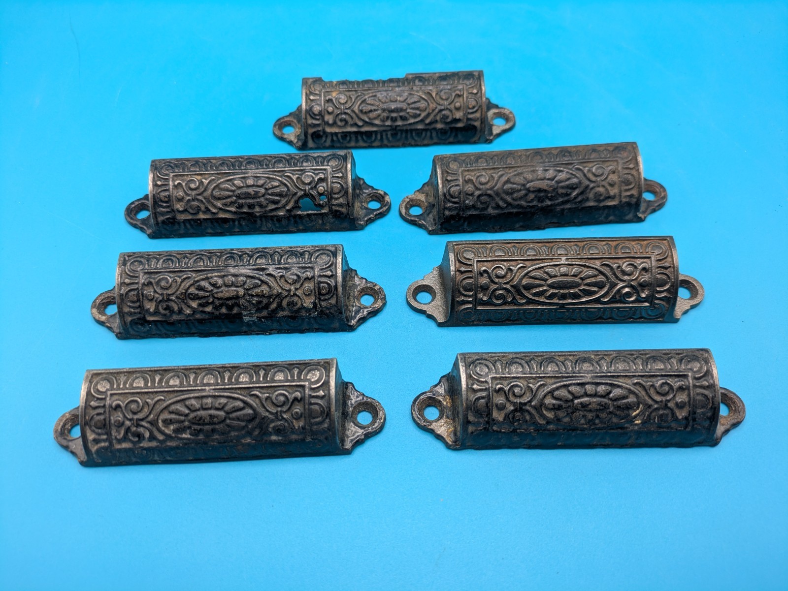 Antique Vintage Victorian Ornate Cast Iron Bin Drawer Pulls Lot Of 7