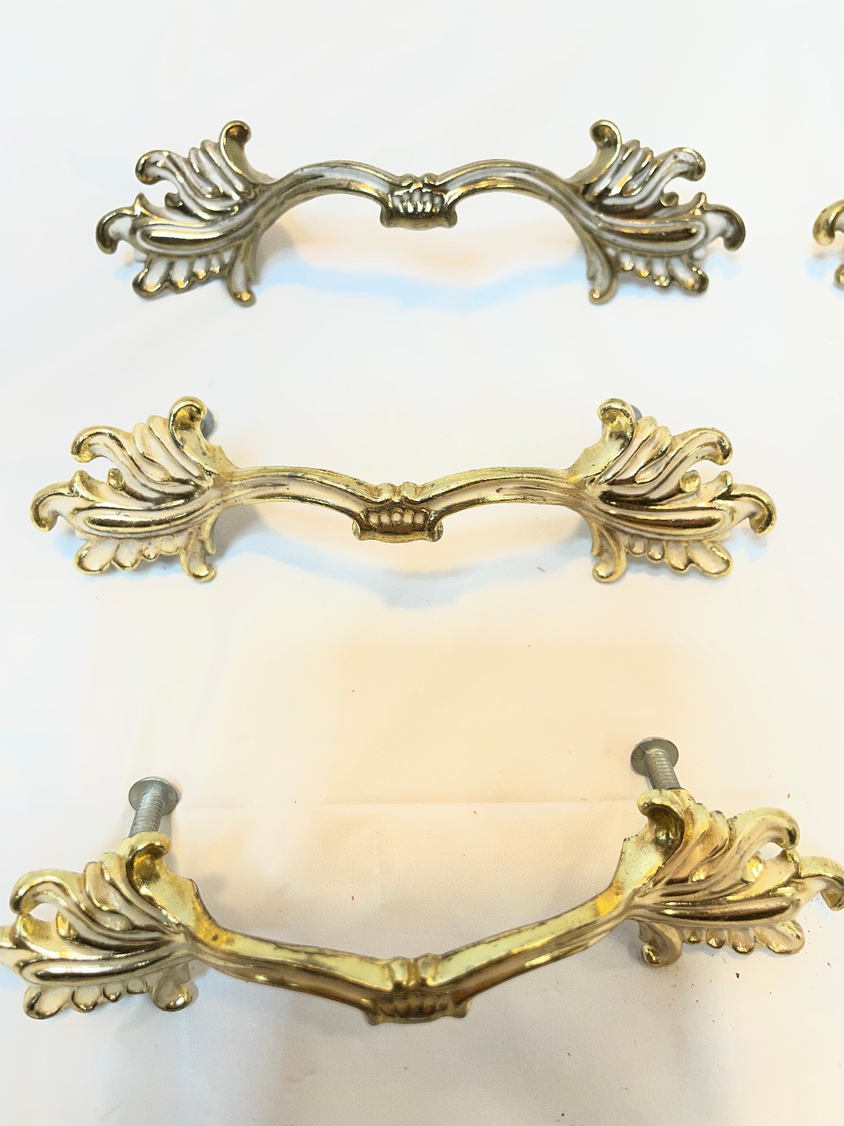Vintage Ajax 990 Drawer Pulls Handles Scroll White Gold Ornate – Lot of 5