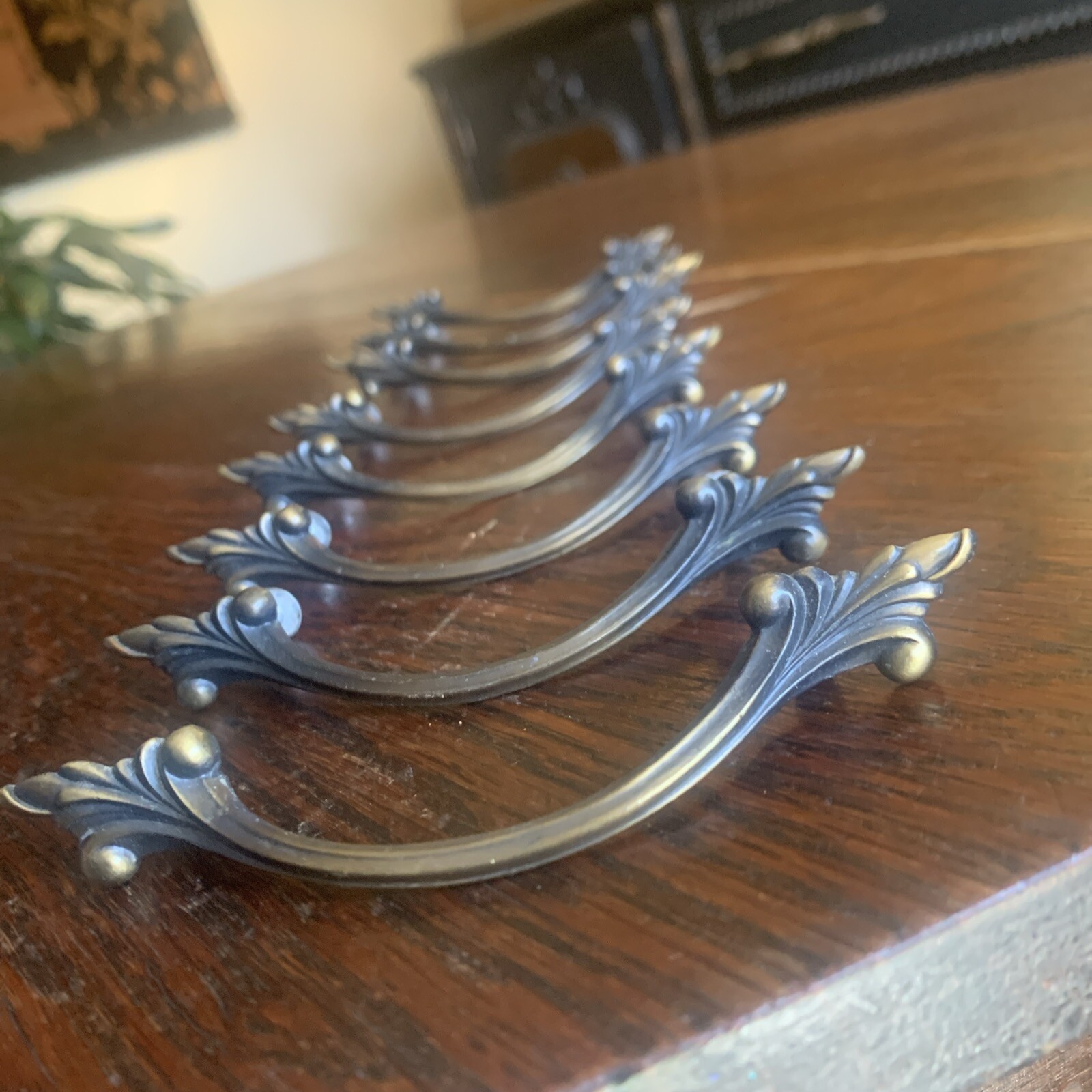 8 French Provincial Hollywood Regency Cabinet Drawer Pulls 4 5/8″L/3”W Holes
