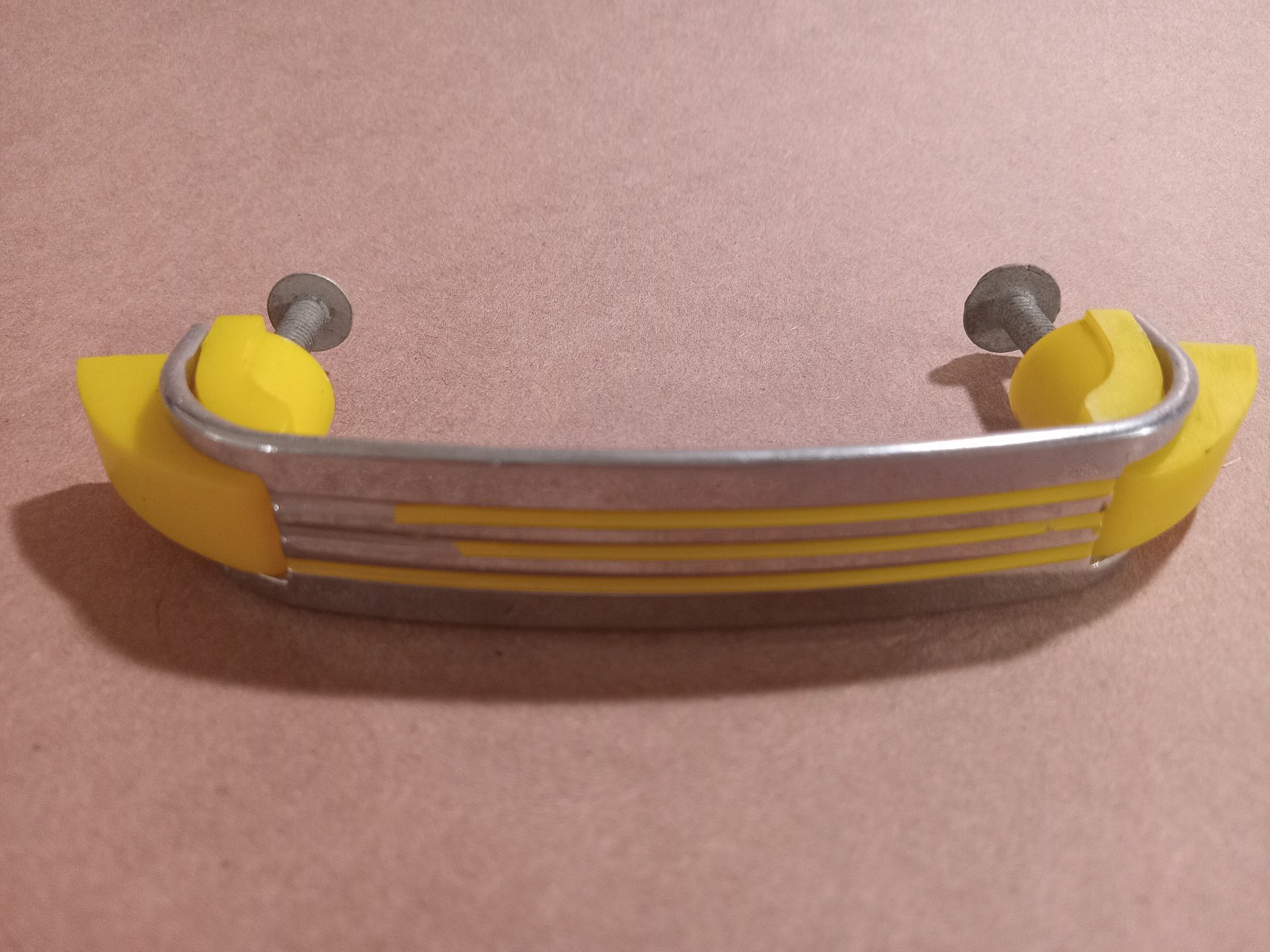 Lot of 6 VTG Art Deco Drawer Pulls Yellow Plastic 1930’s Streamline Moderne
