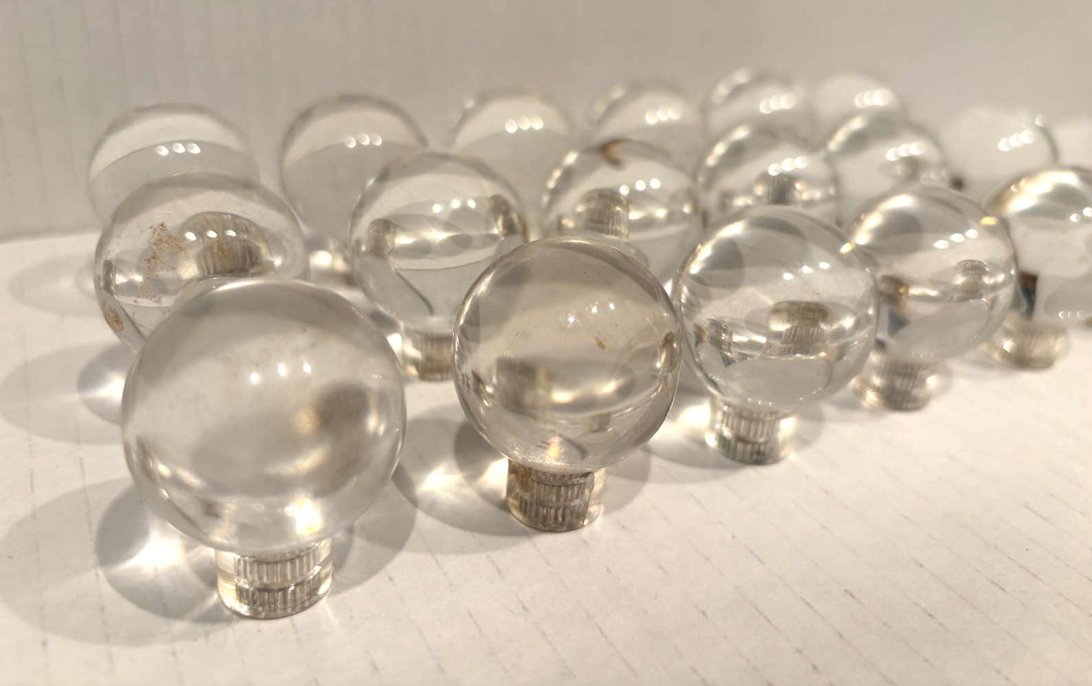 VTG LUCITE BALL DRAWER KNOBS LOT 18, MID CENTURY, SARASOTA TEAR DOWN, 1.5″ 1970′