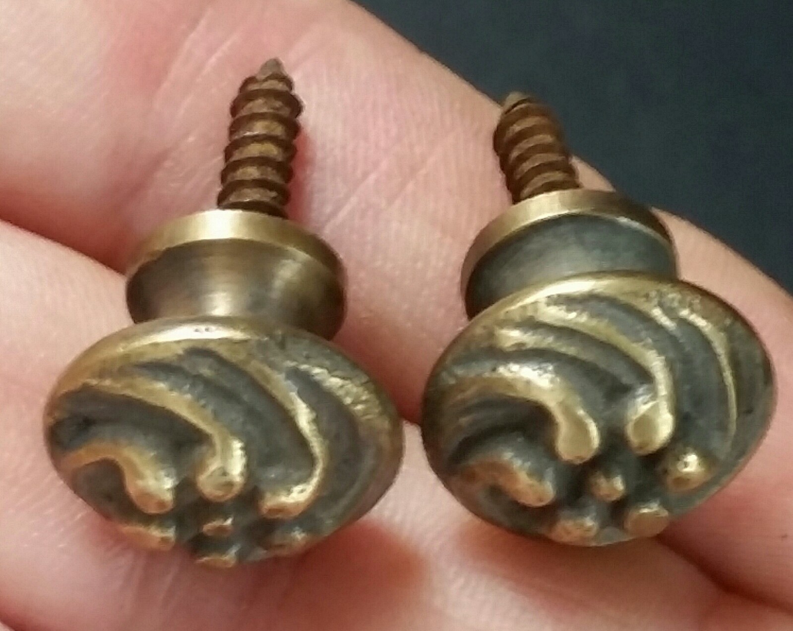 Pair (2) Sm.solid Brass Floral Stacking Barrister Bookcase 5/8″ Knobs Pulls #K14