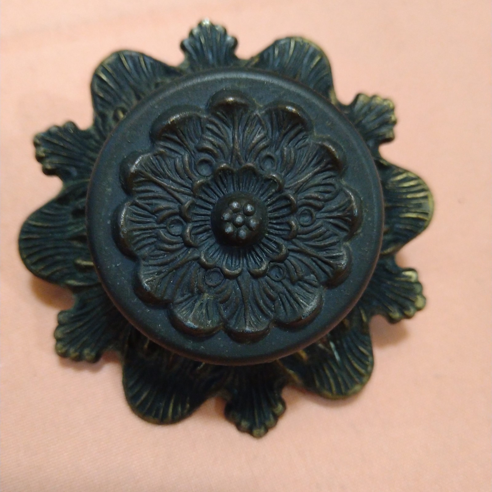 M.C. Co Victorian Cottage Embossed Round Knobs Draw Pulls & Backplates Lot Of 2