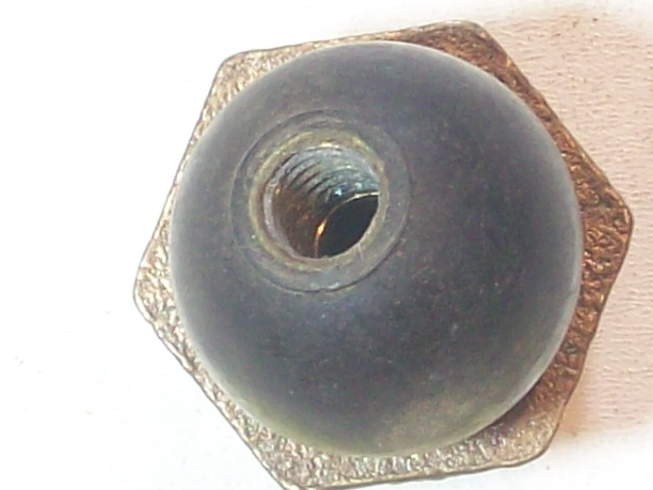 Hardware KNOB 1 INCH DIAMETER SPHERICAL ROUND KNOB WOODEN 5/16-18 BRASS THREAD