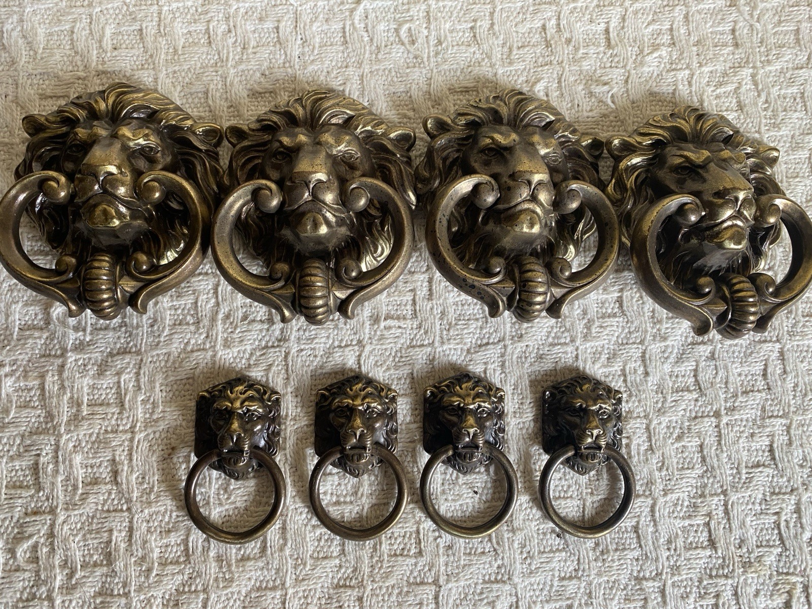 8 VTG Brass Bronze Metal Lion Head Drawer Chest Pulls Victorian Large & Small