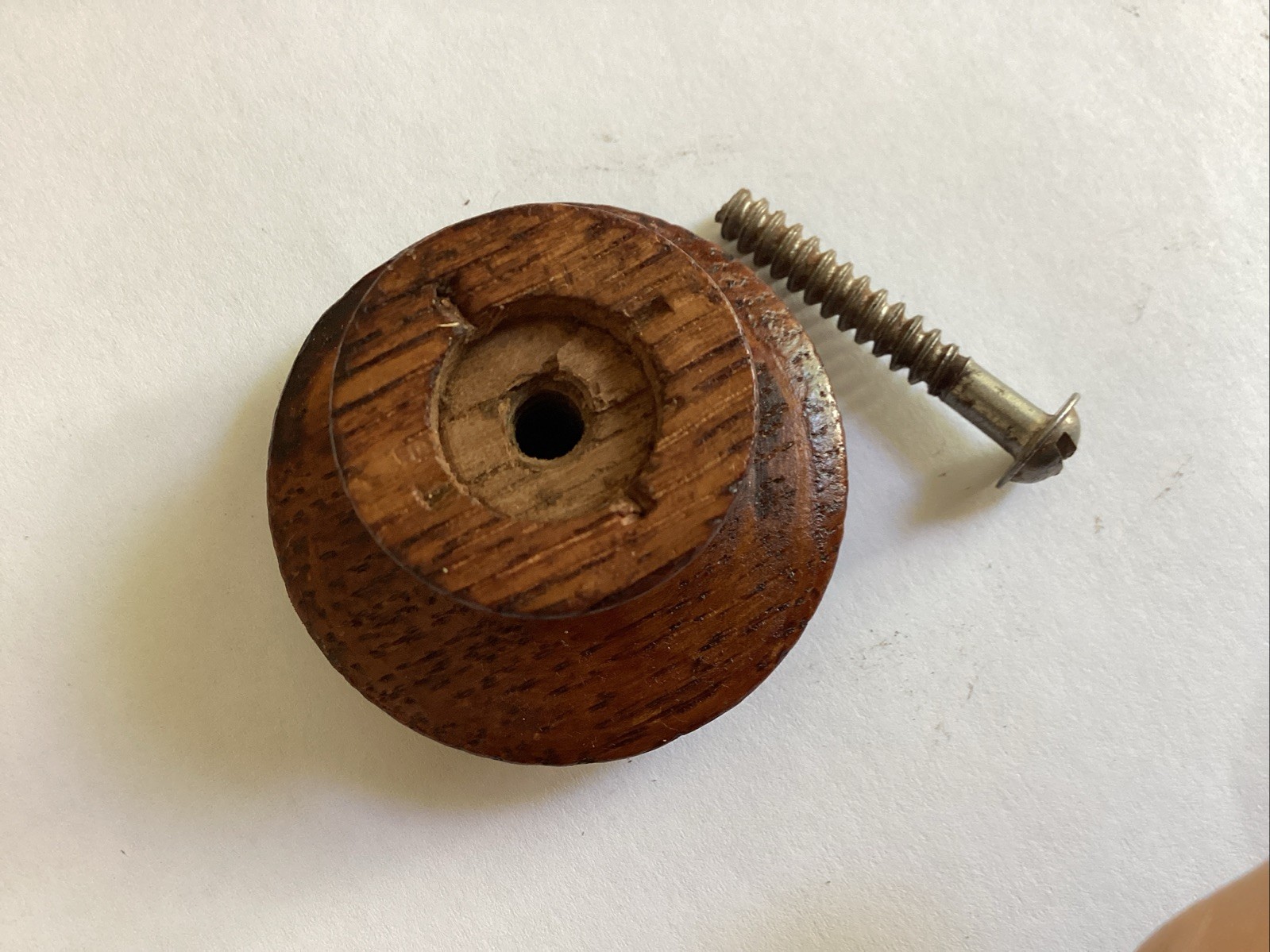 Nice 1- 3/4” Inch Vintage Oak Wood Antique Drawer Pulls With Screw