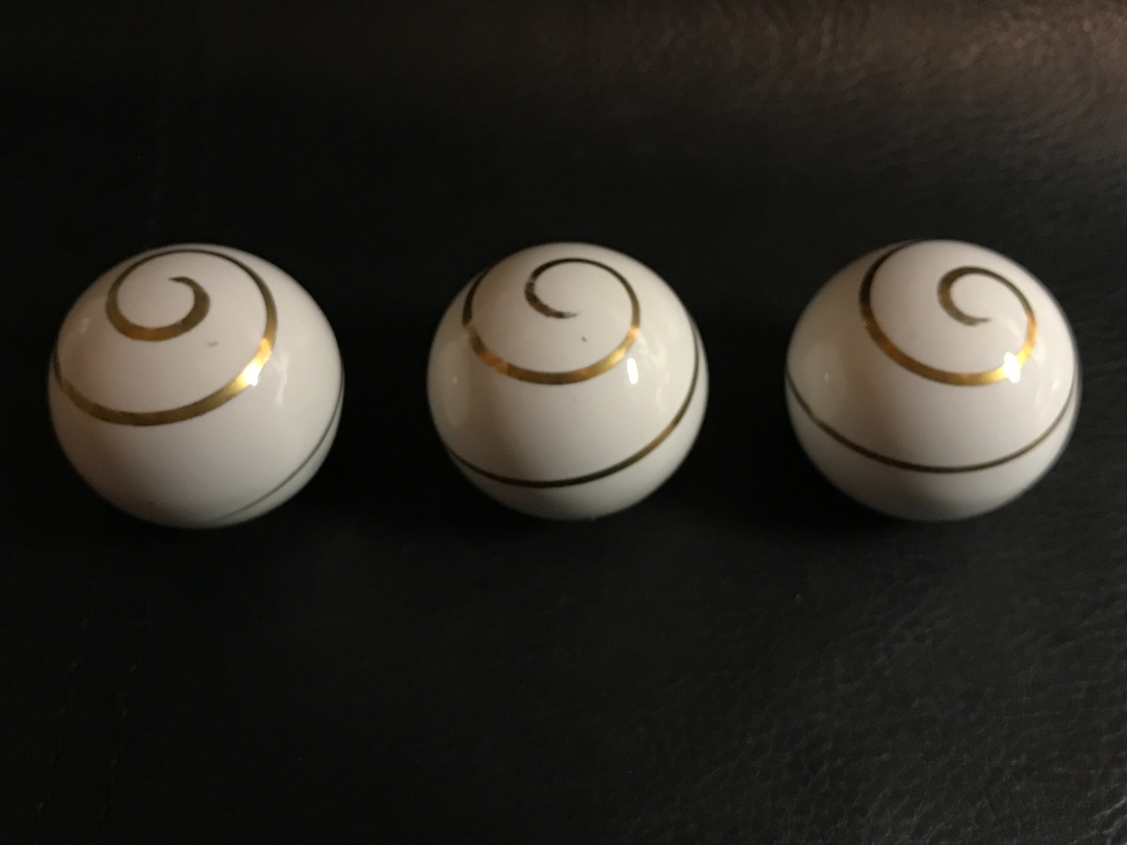 Used Vintage Lot of 3 White Ceramic w/ Gold Swirl Drawer Cabinet 1.25″ Knob